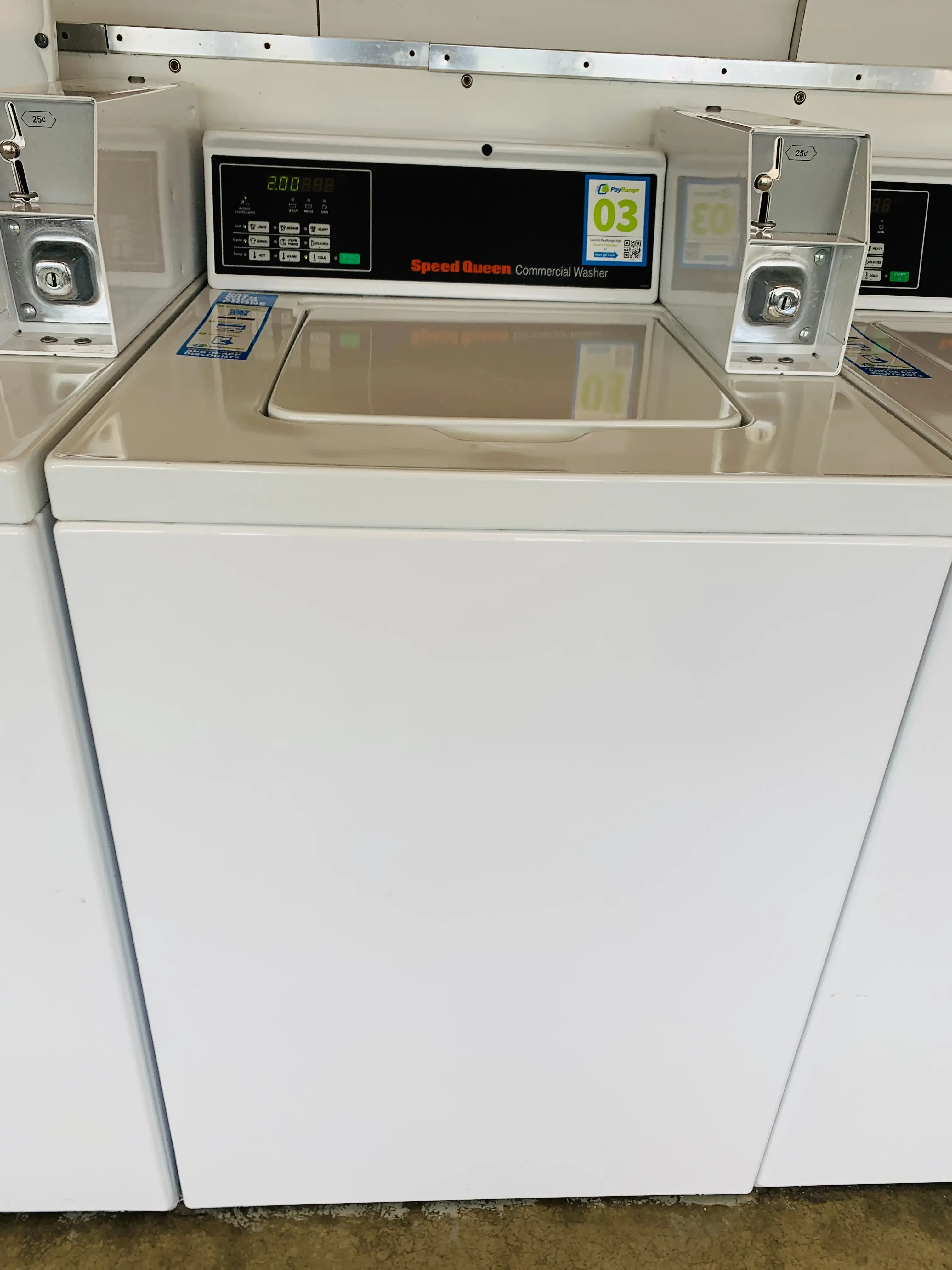 Bryant Laundromat - Coin & Credit Card Laundry thumbnail 4