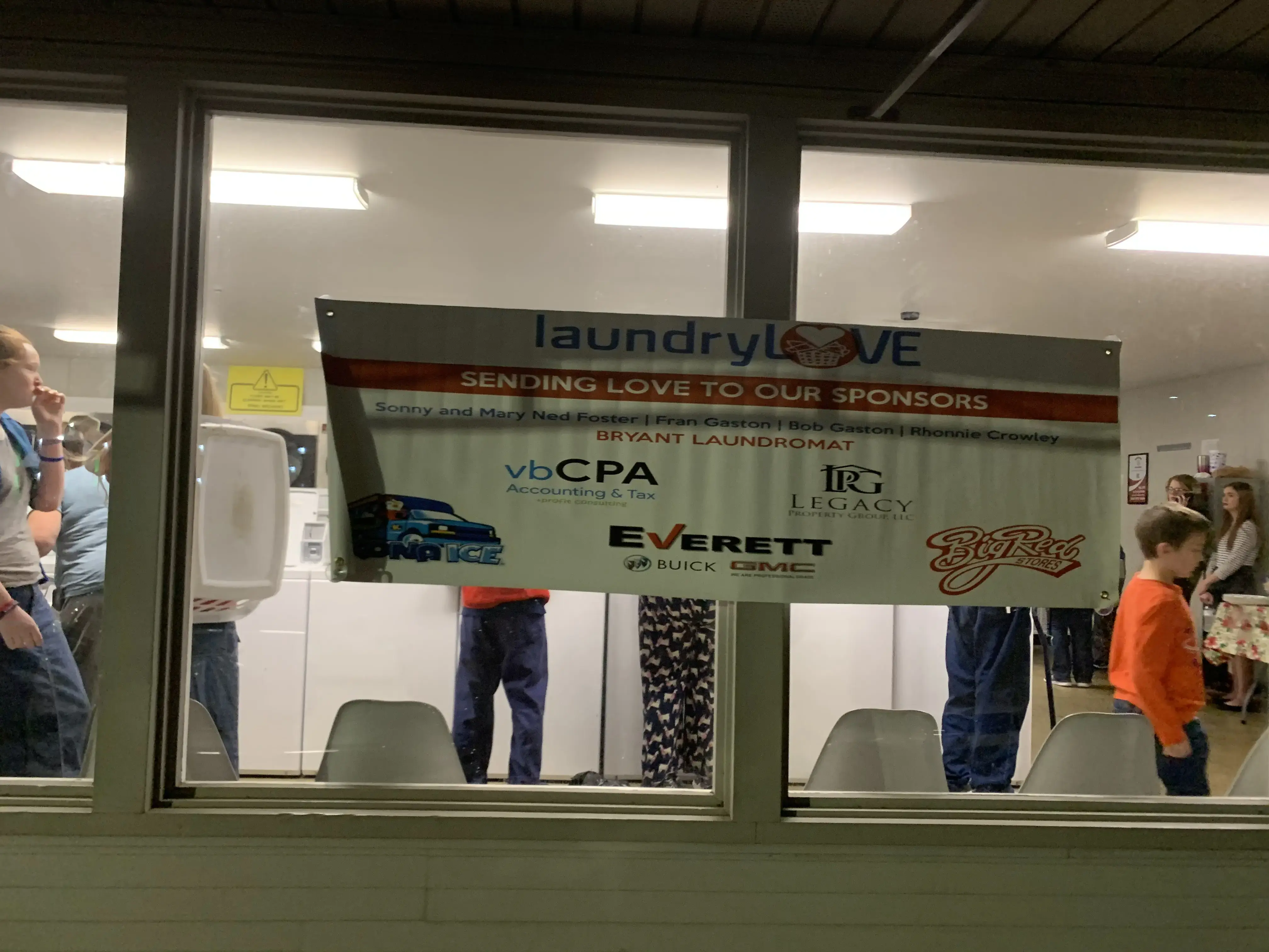 Bryant Laundromat - Coin & Credit Card Laundry thumbnail 7
