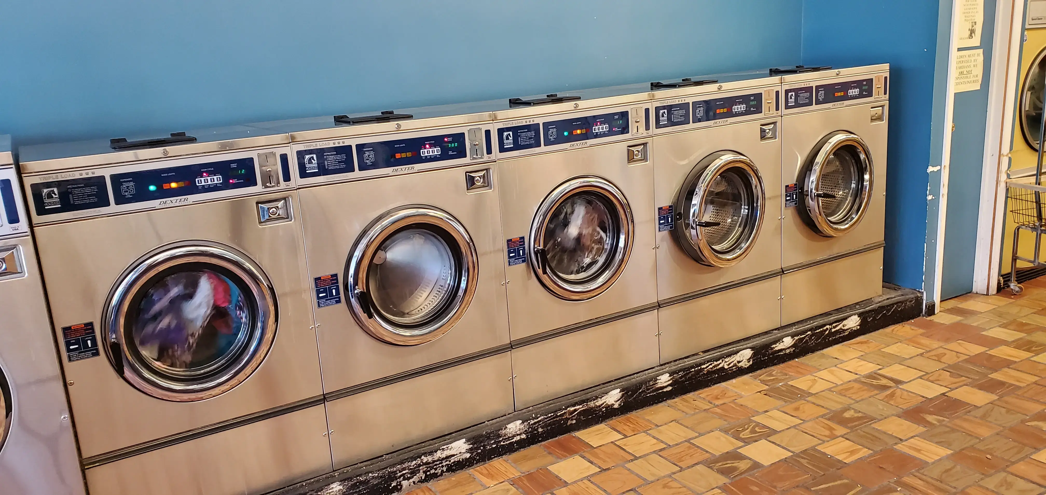BTM Laundry at Nelson’s Corner - Image 18