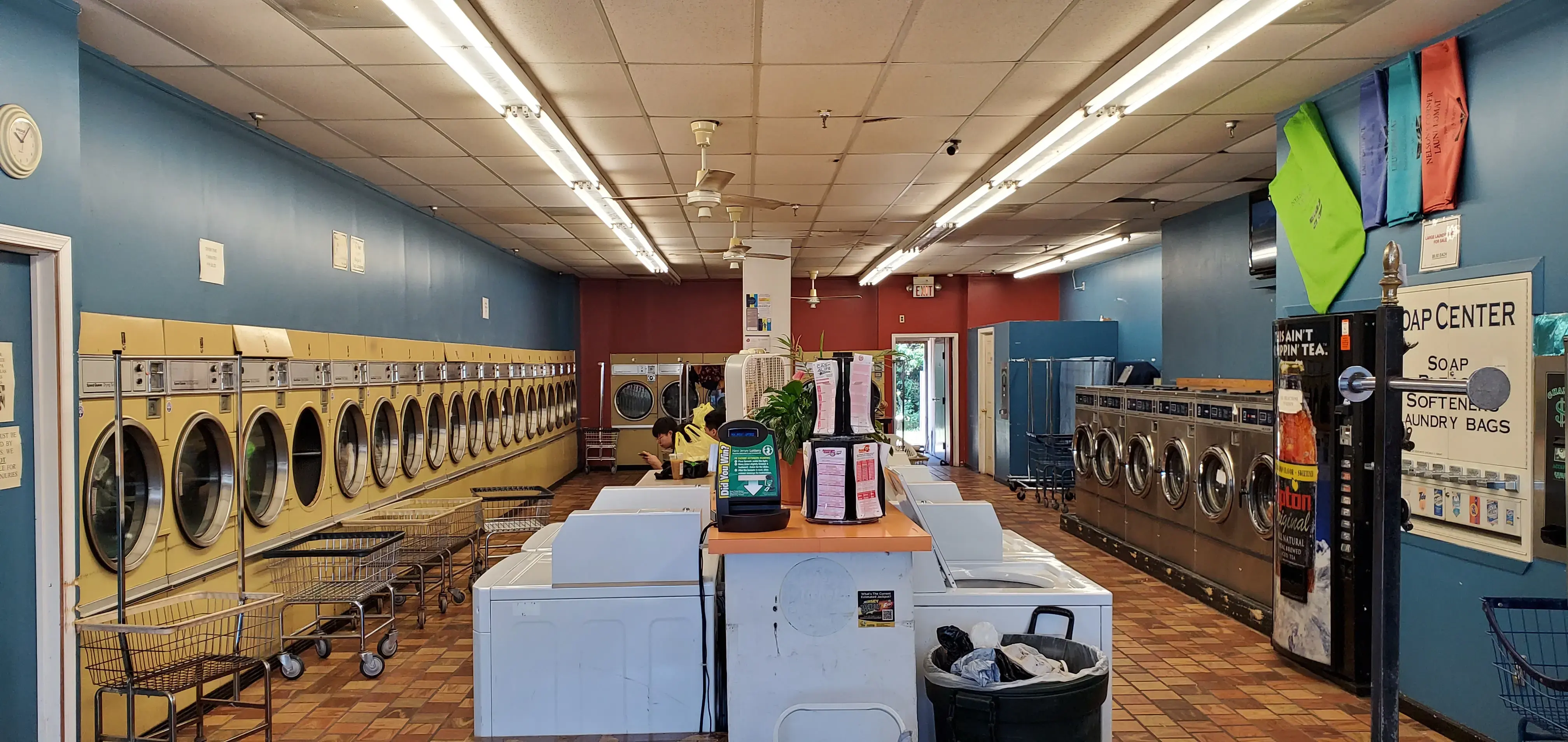 BTM Laundry at Nelson’s Corner - Image 12