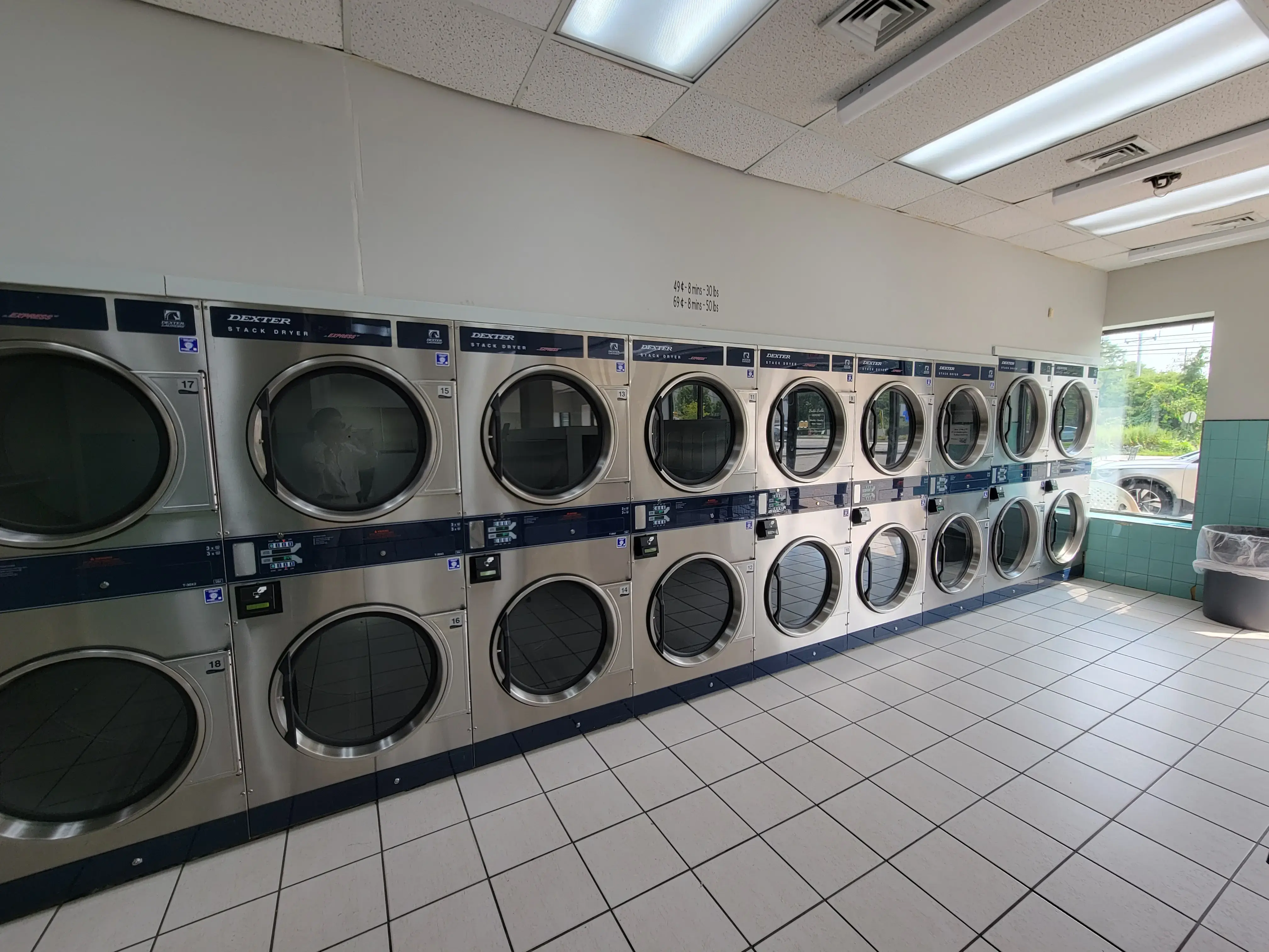 Bubba Sudds Laundromat - Image 10