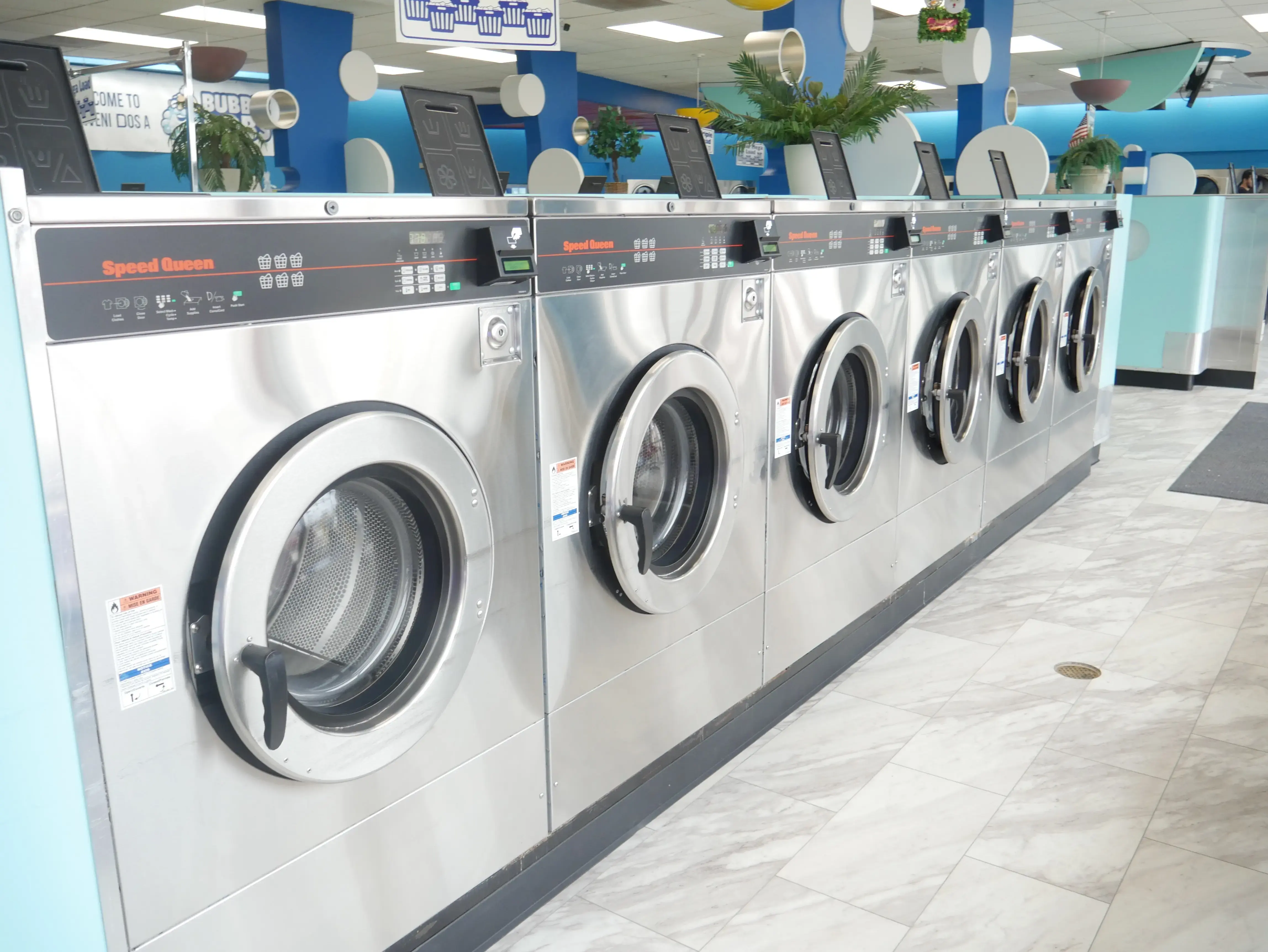 Bubble Bob's Laundromat thumbnail 2