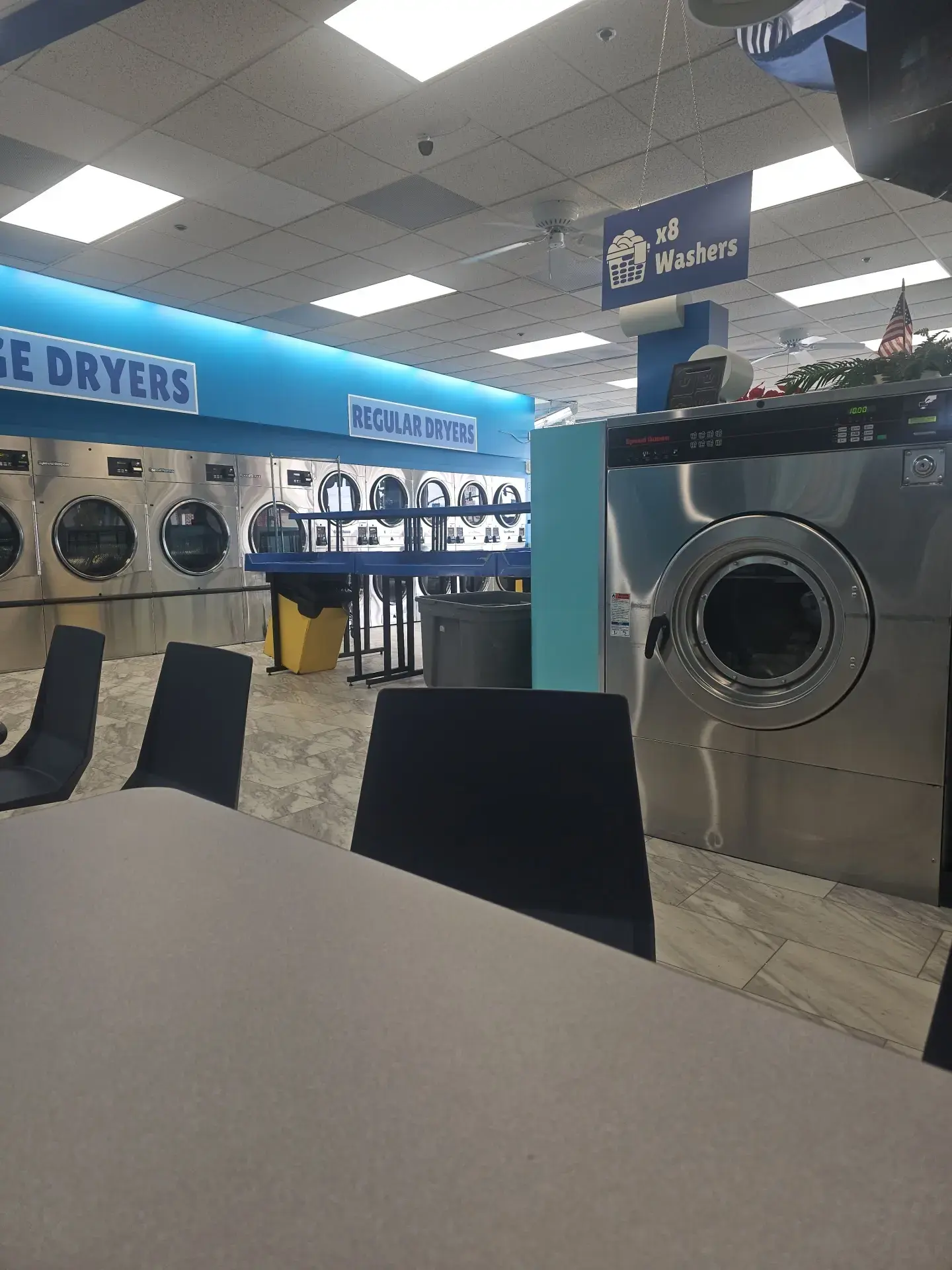 Bubble Bob's Laundromat - Image 10