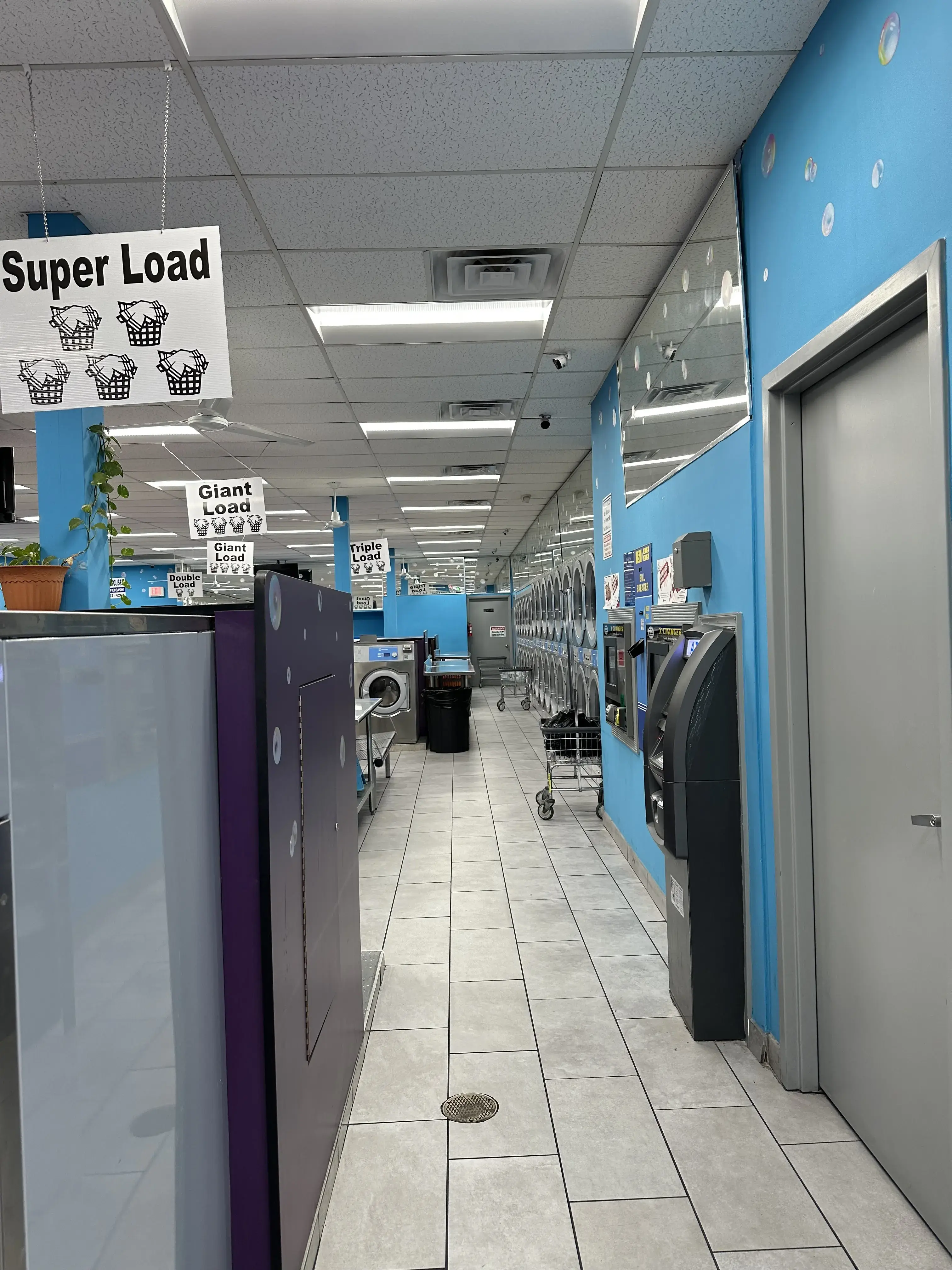 Bubble City Laundromat (Laundry Services) thumbnail 3