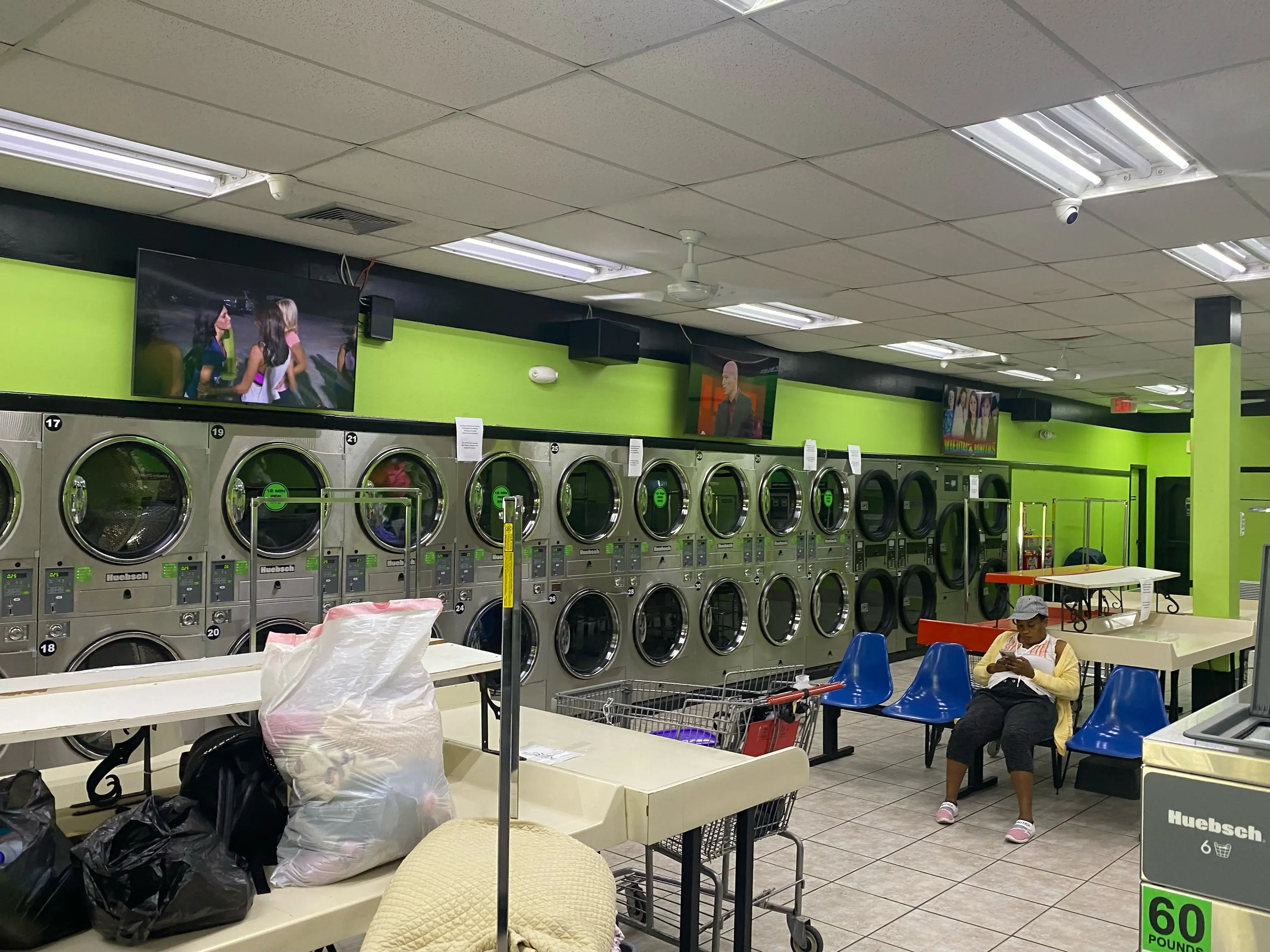 Bubble Express Cleaners thumbnail 14