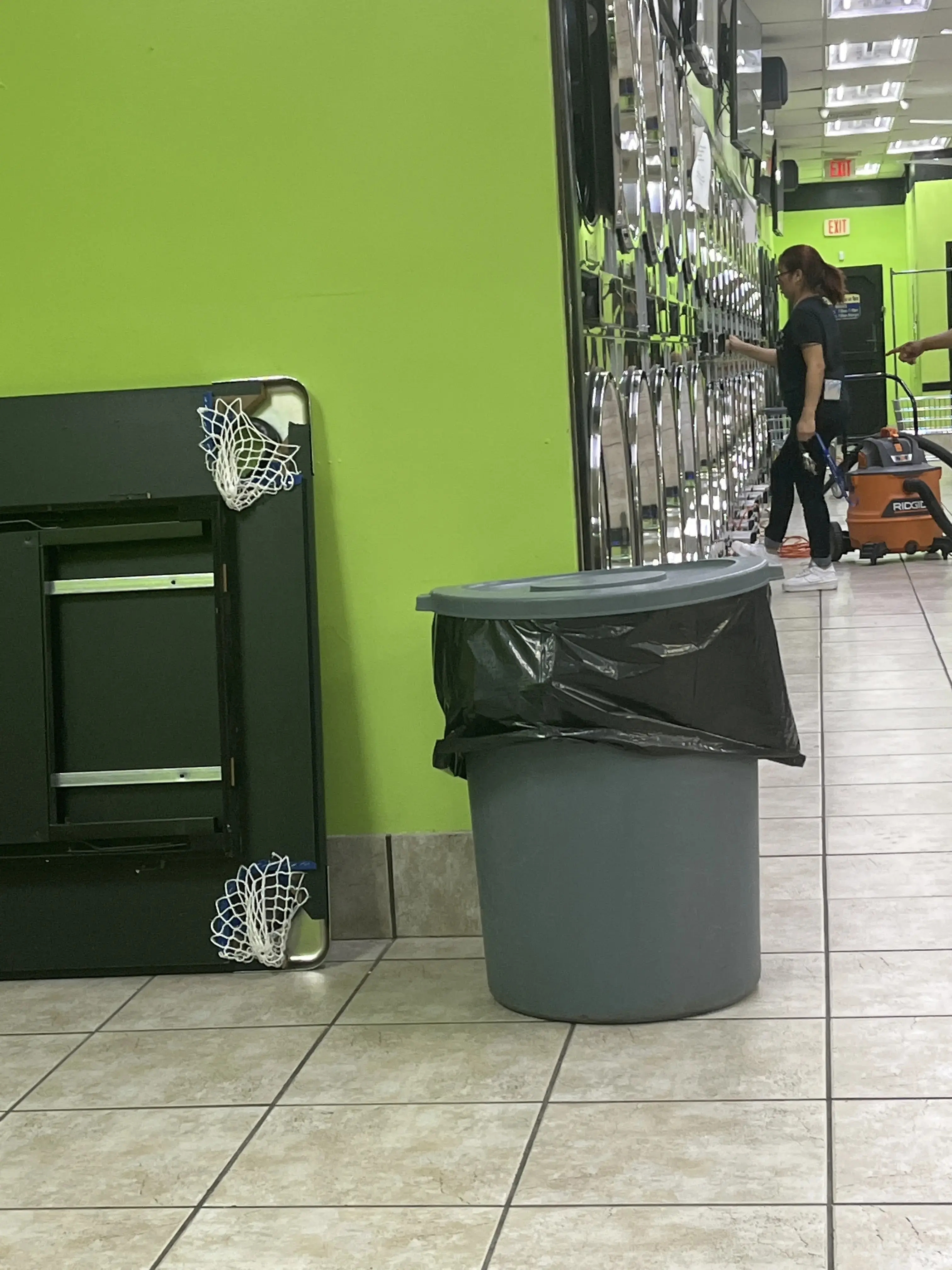Bubble Express Cleaners - Image 7