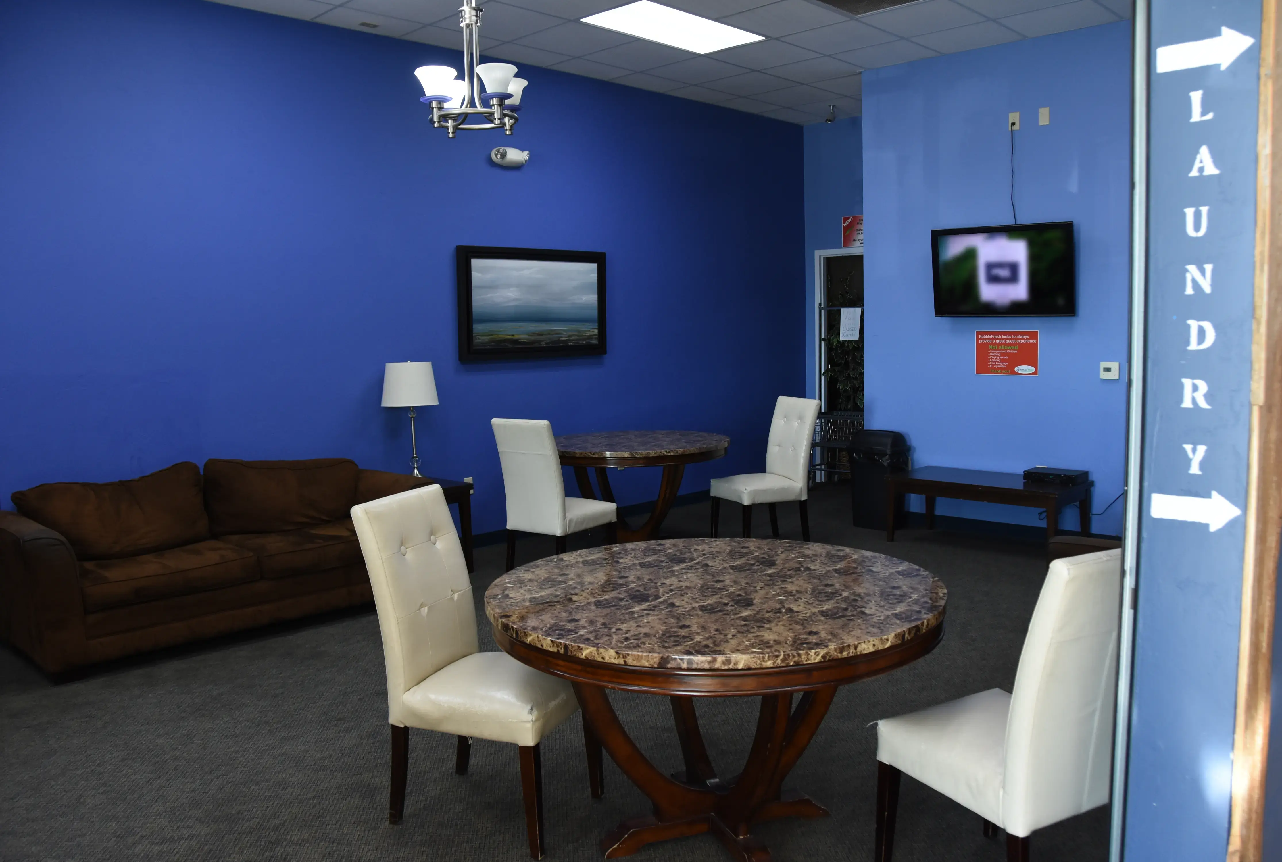 Bubble Fresh Laundry Center thumbnail 5