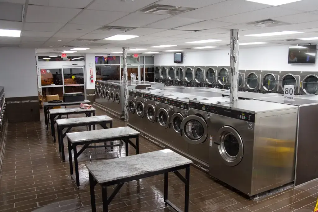 Bubble Laundromat - Alexandria thumbnail 2