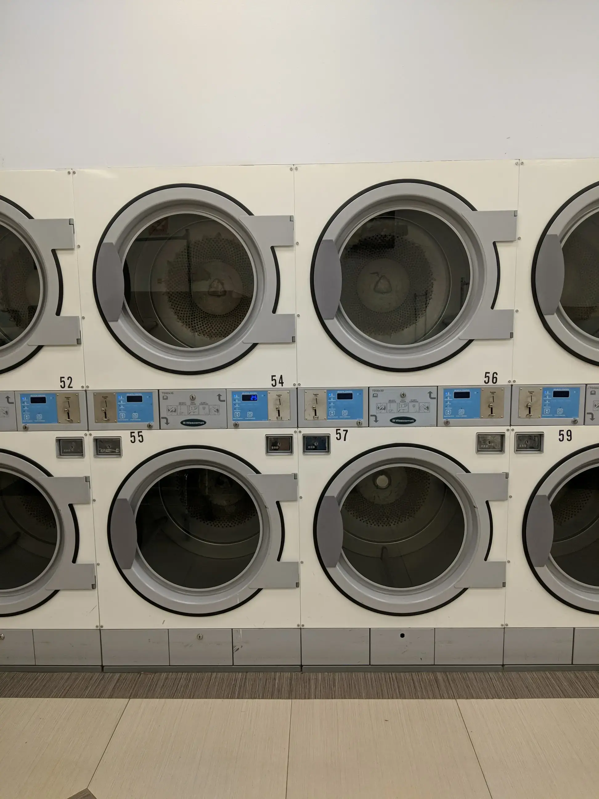 Bubble Laundromat - Image 9