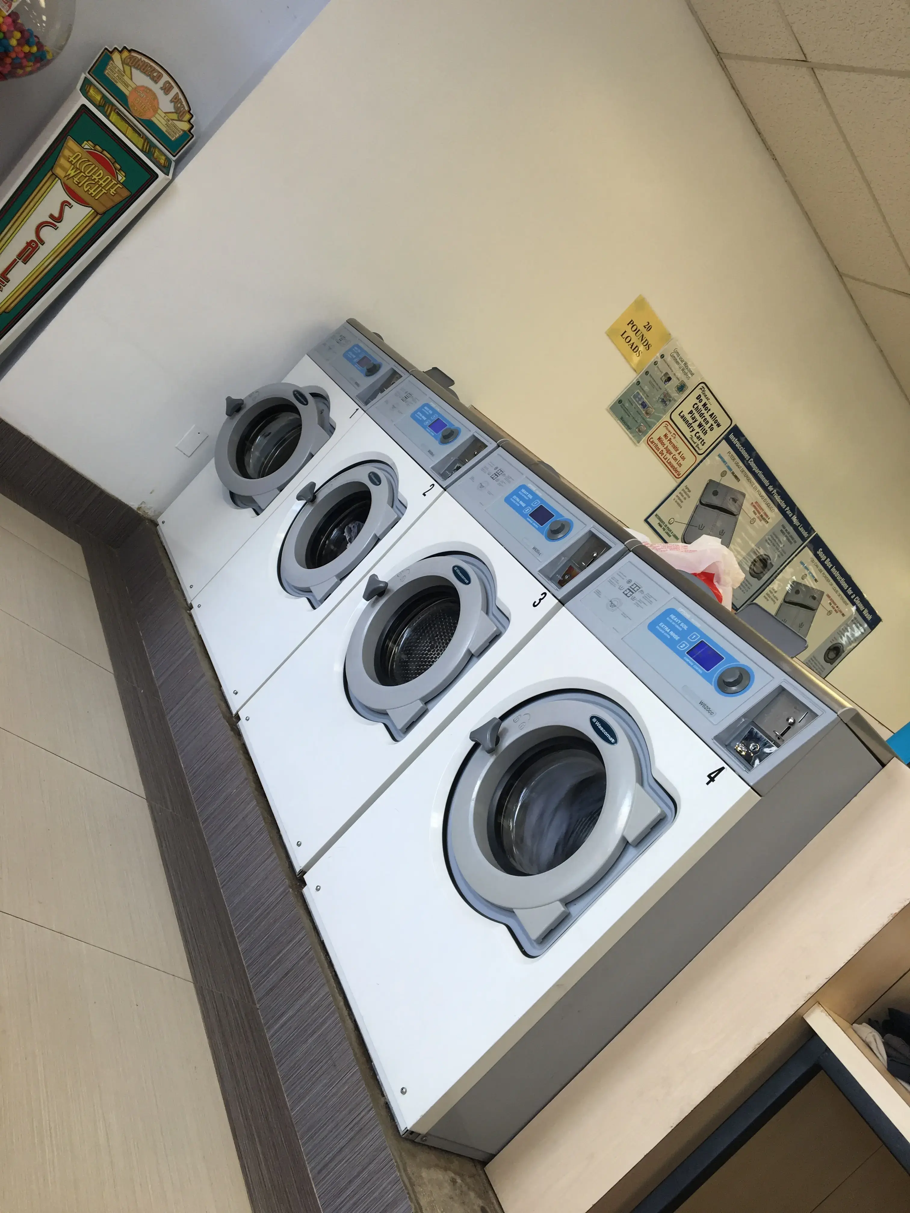 Bubble Laundromat thumbnail 10