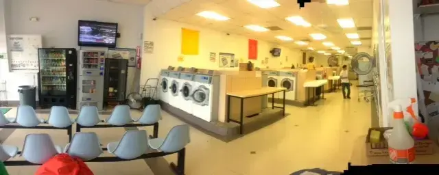 Bubble Laundromat - Image 5