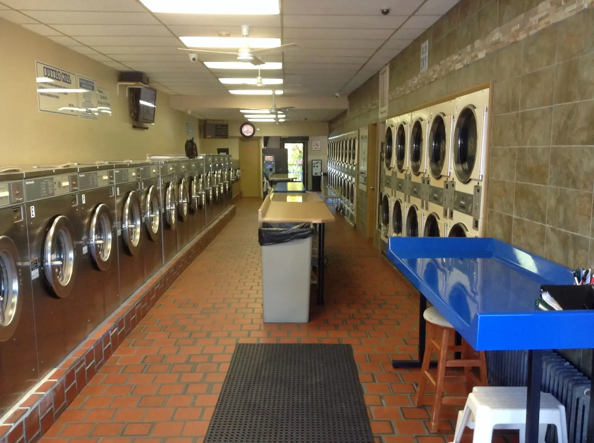Bubble Mill Laundromat thumbnail 6