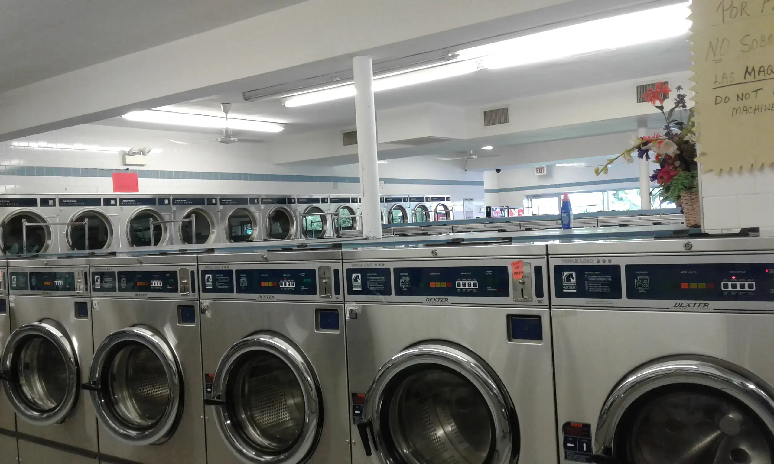 Bubble Queen Laundry - Image 20