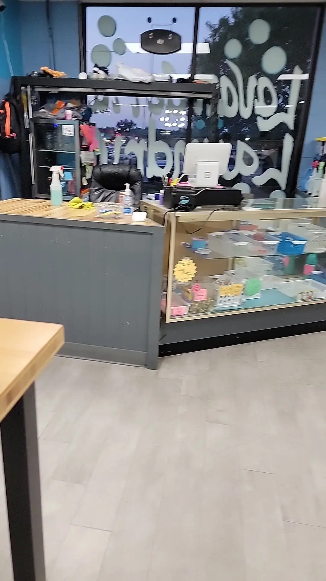 Bubble Room Laundromat - Olathe - Image 7