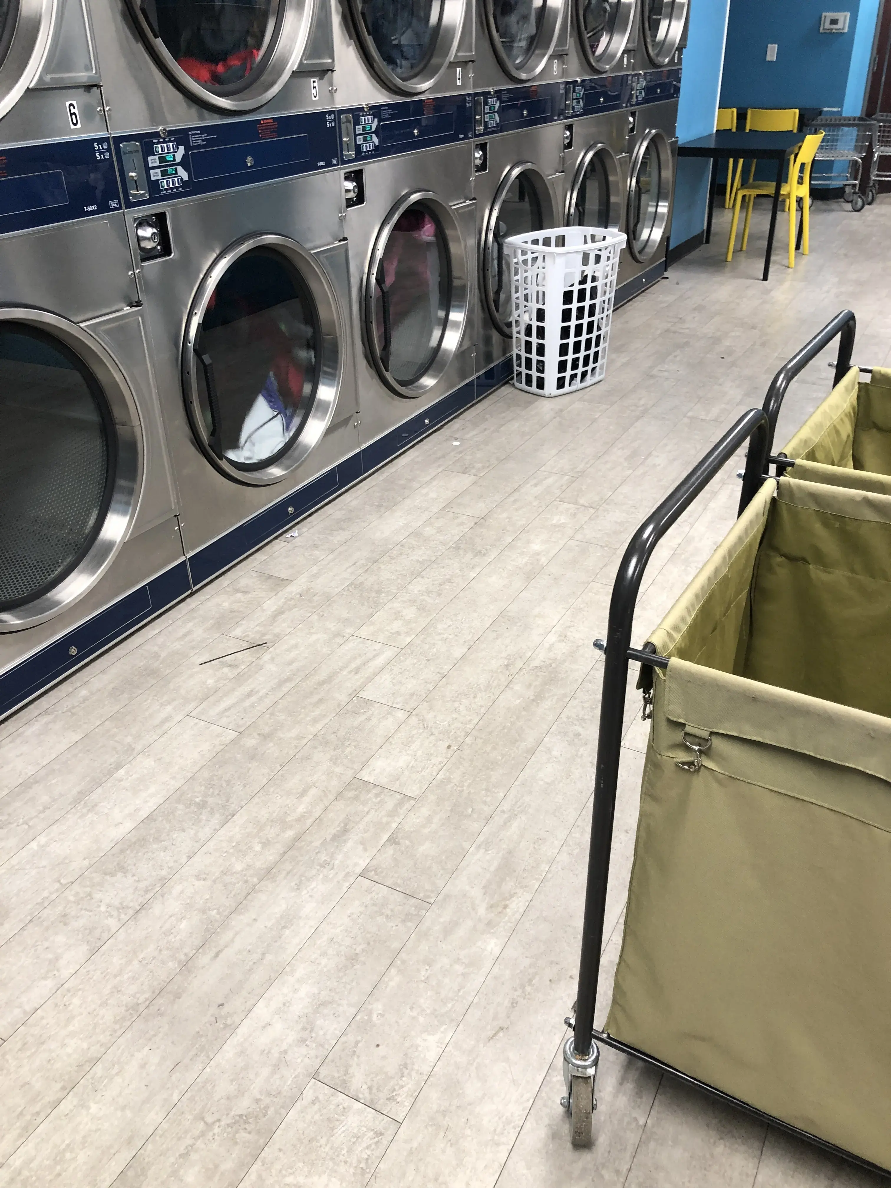 Bubble Room Laundry - Now Open! - Image 4