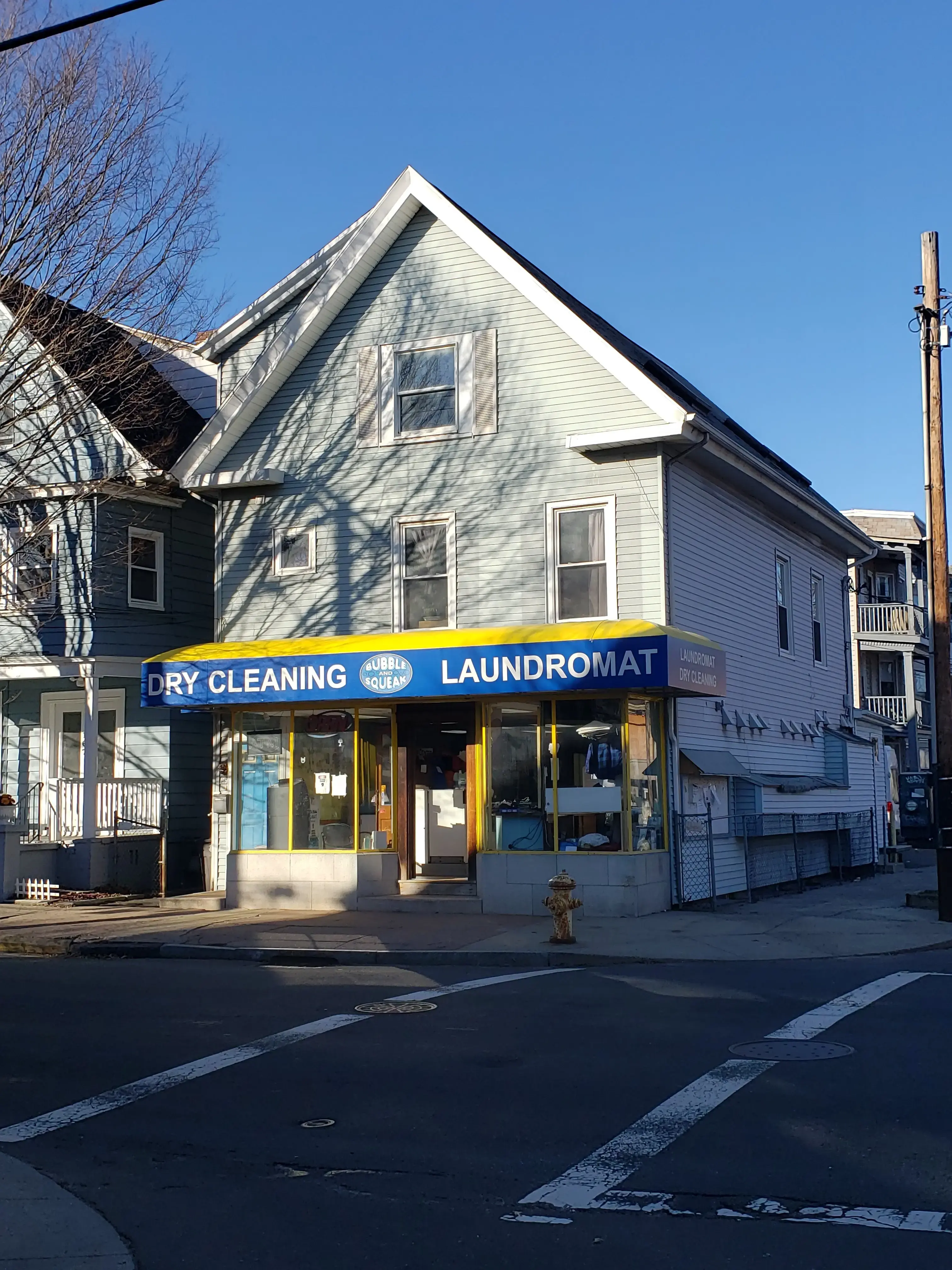 Bubble & Squeak Laundromat - Image 3