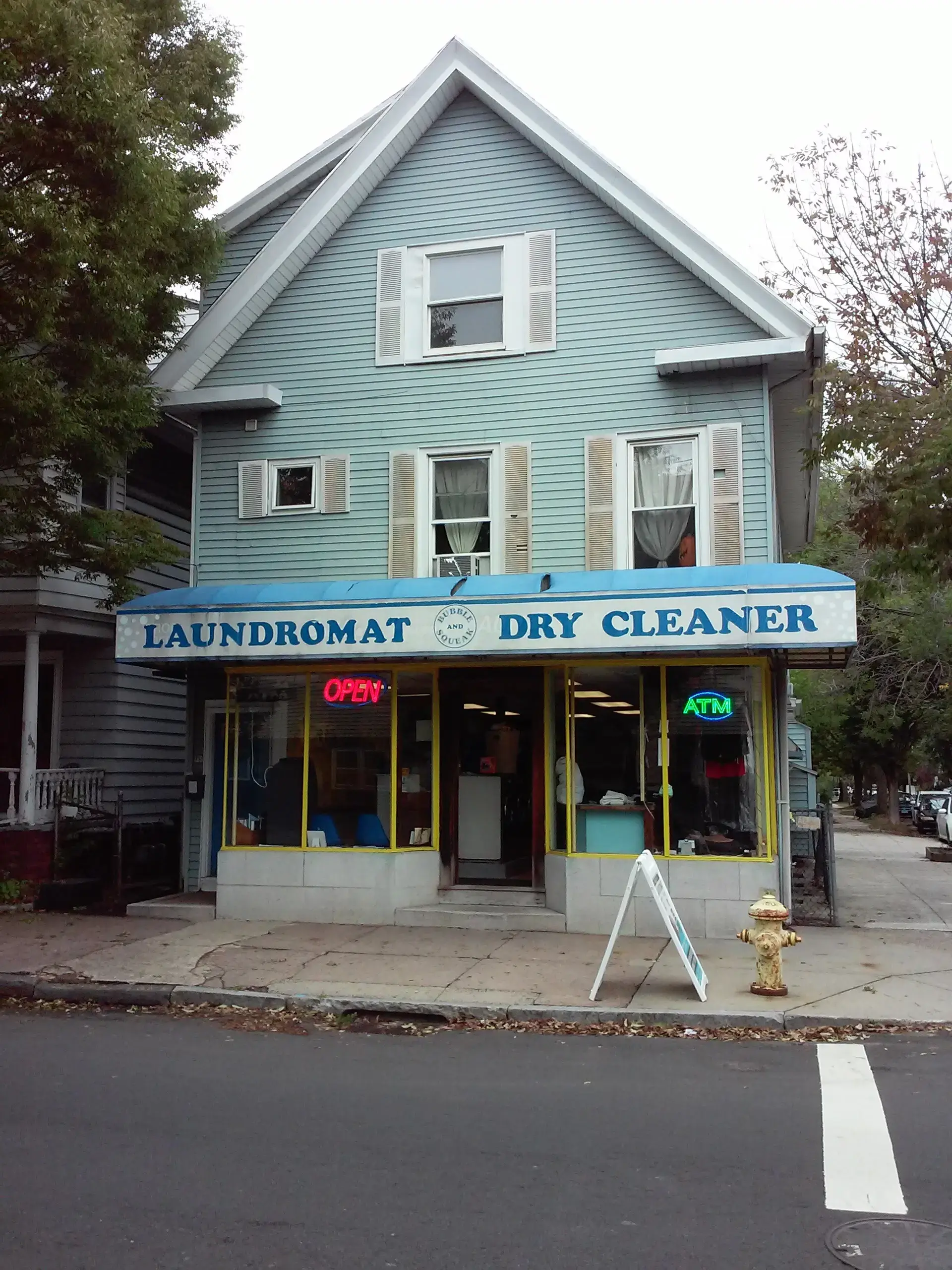 Bubble & Squeak Laundromat thumbnail 11