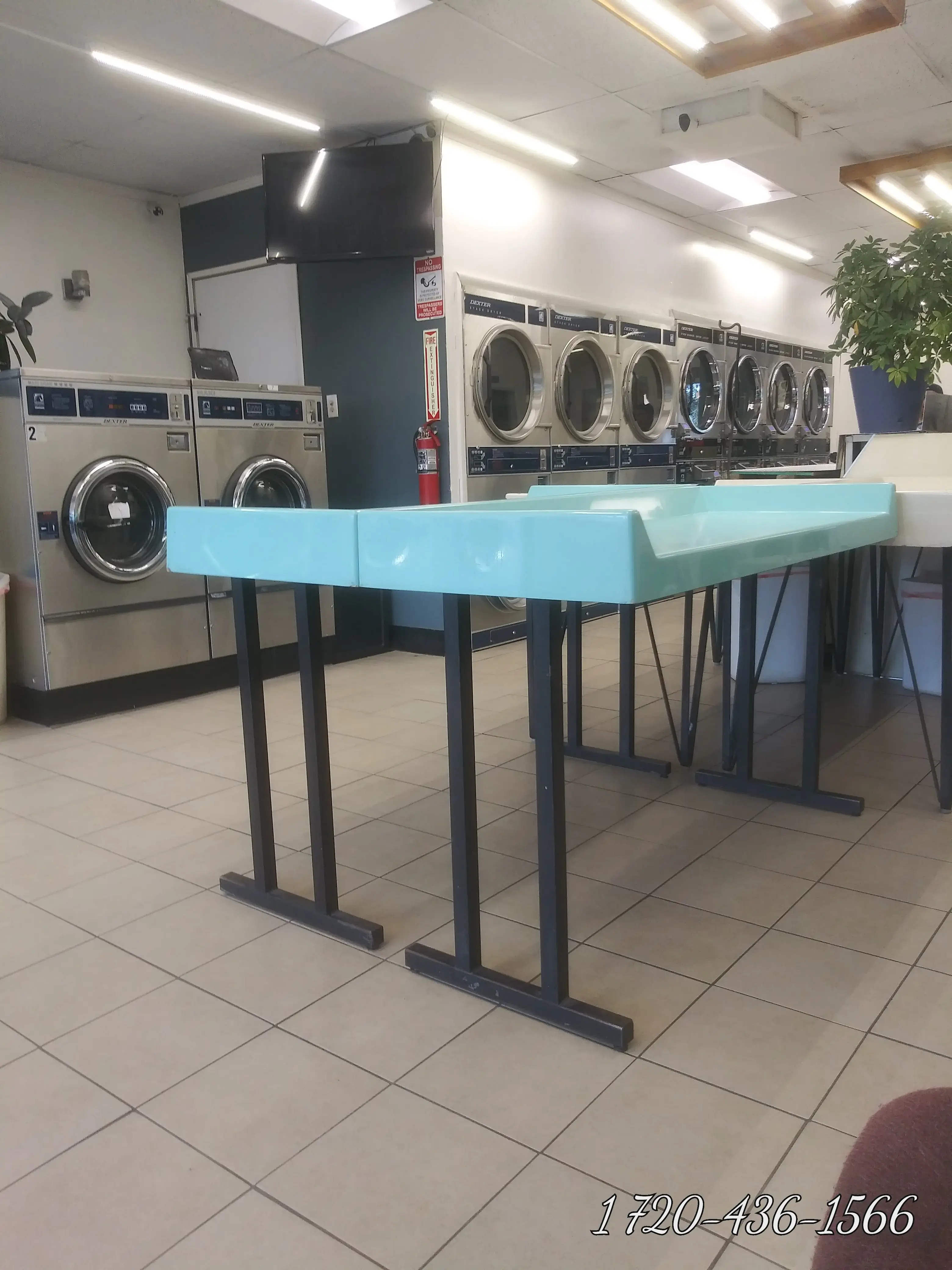 Bubble Wash Coin Laundry - Image 12