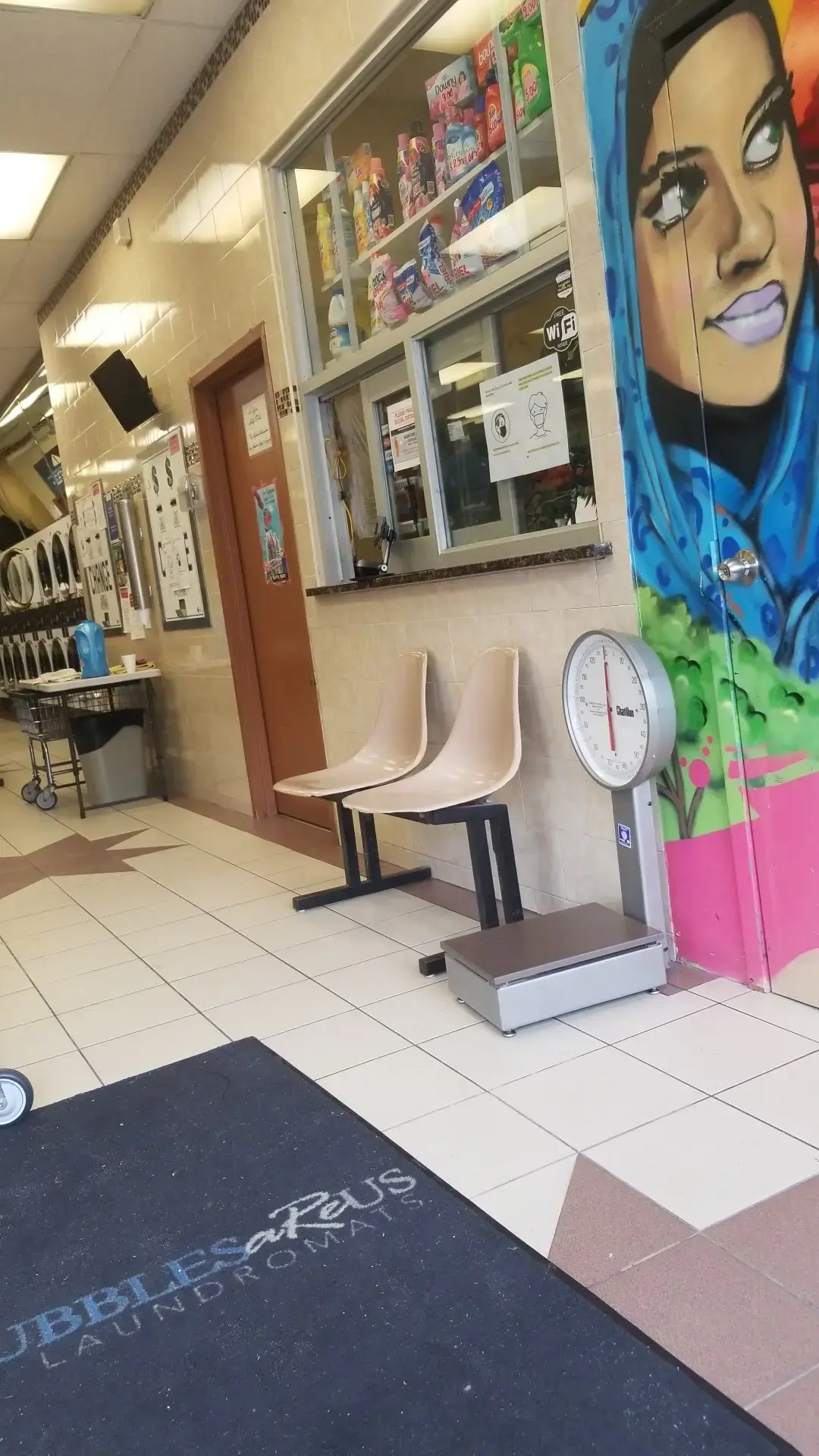 Bubble Zone Laundromat thumbnail 2