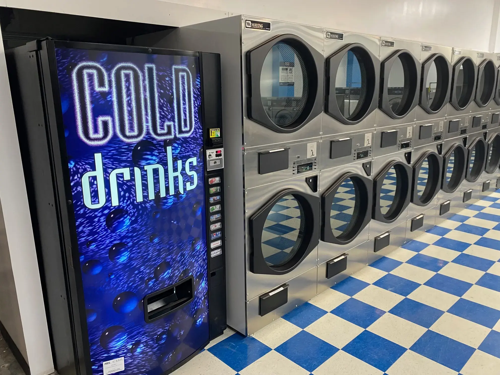 Bubblemat Coin Laundry - Image 9