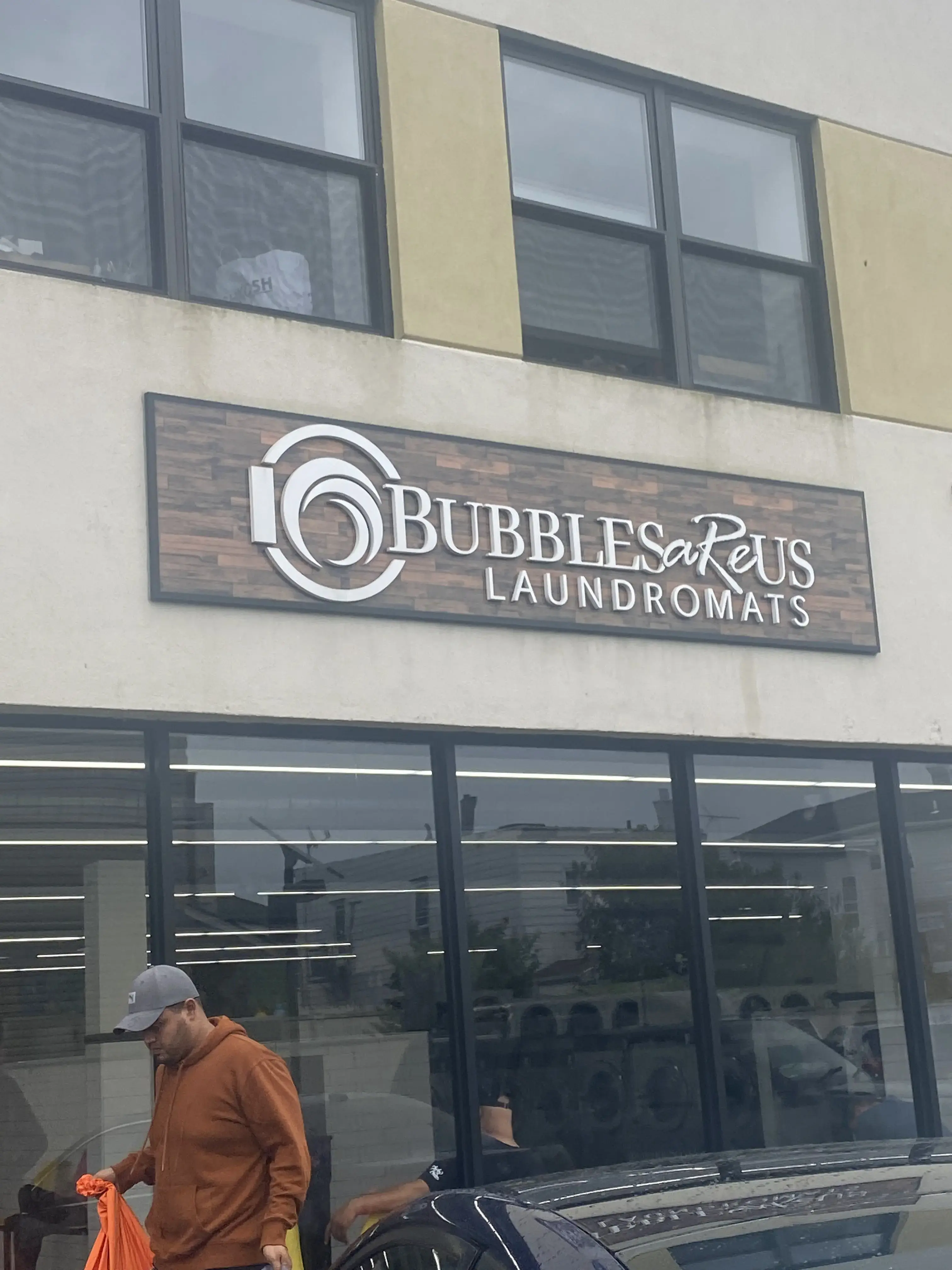 Bubbles aRe US Laundromats - Image 2