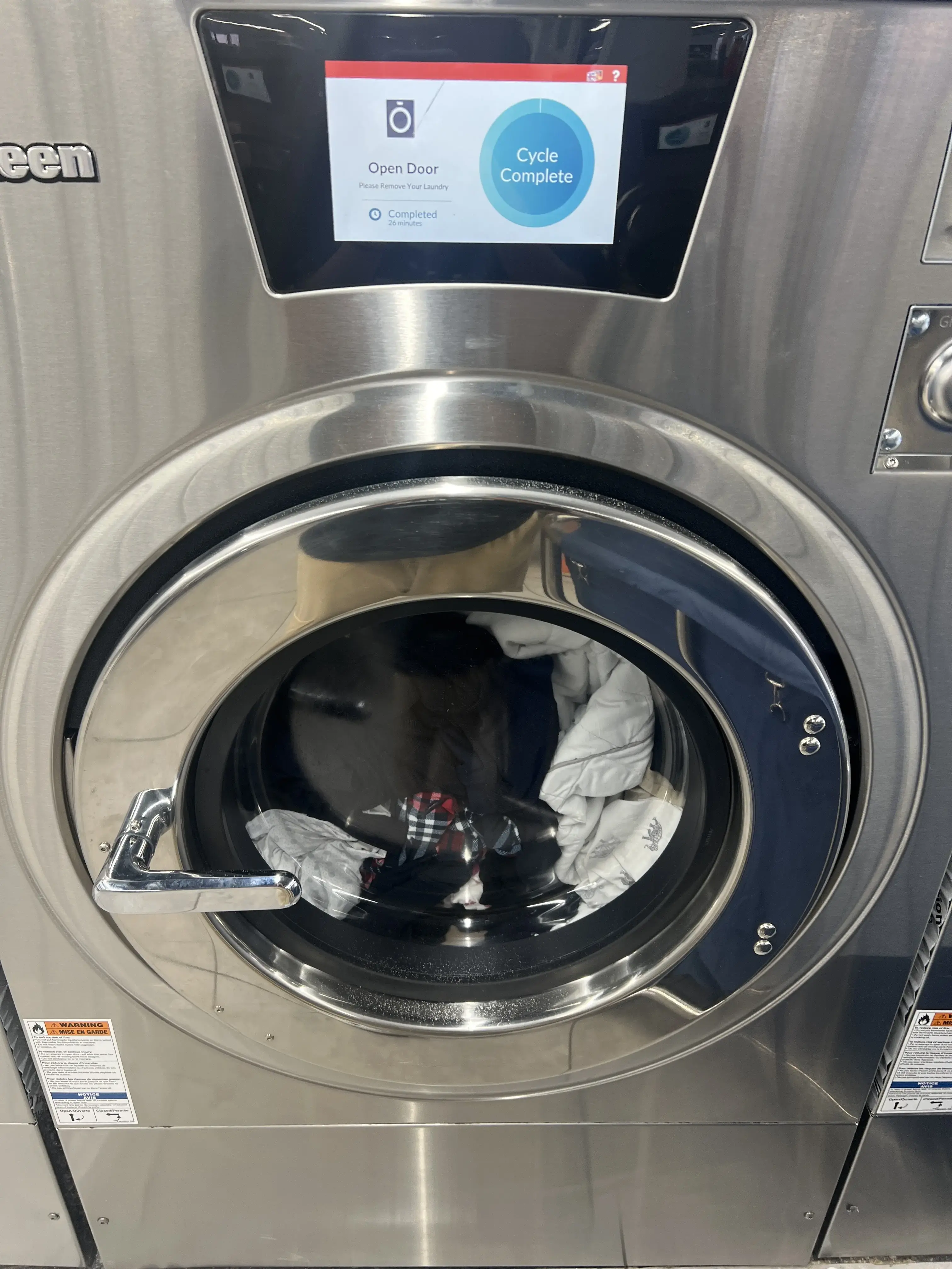 Bubbles aRe US Laundromats thumbnail 7