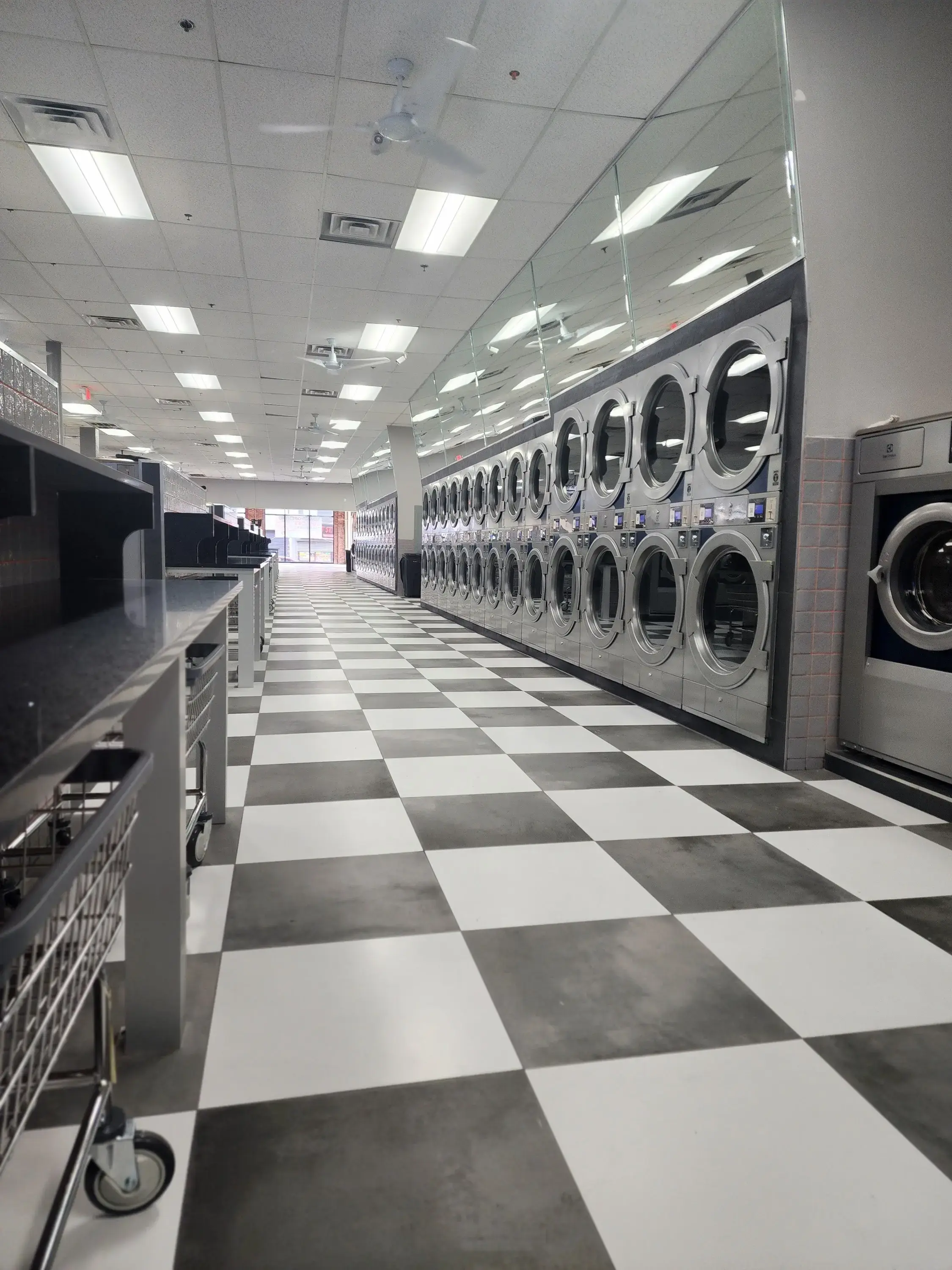 Bubbles aRe US Laundromats thumbnail 6