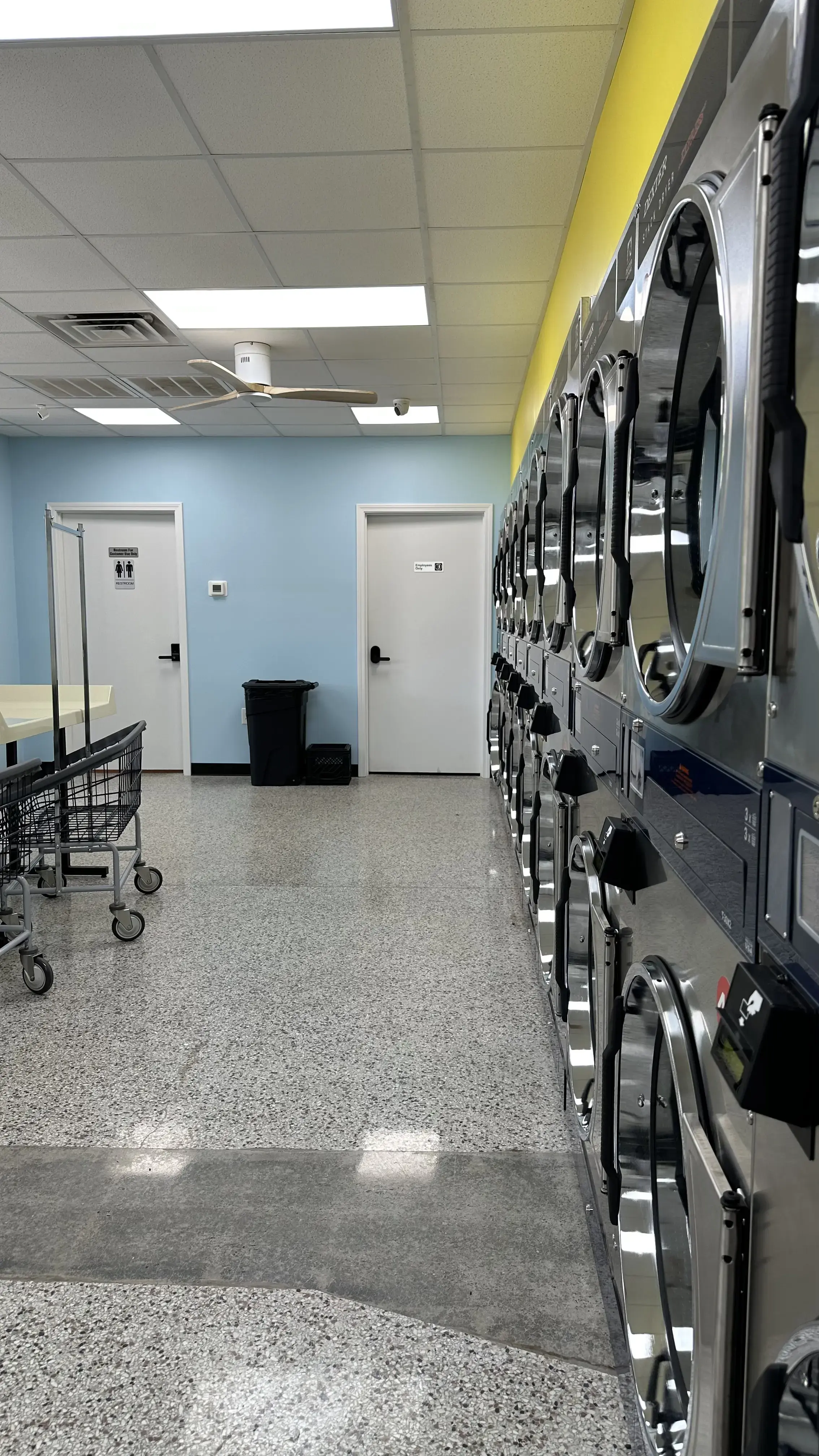 Bubbles & Bleach Laundromat Gastonia thumbnail 10