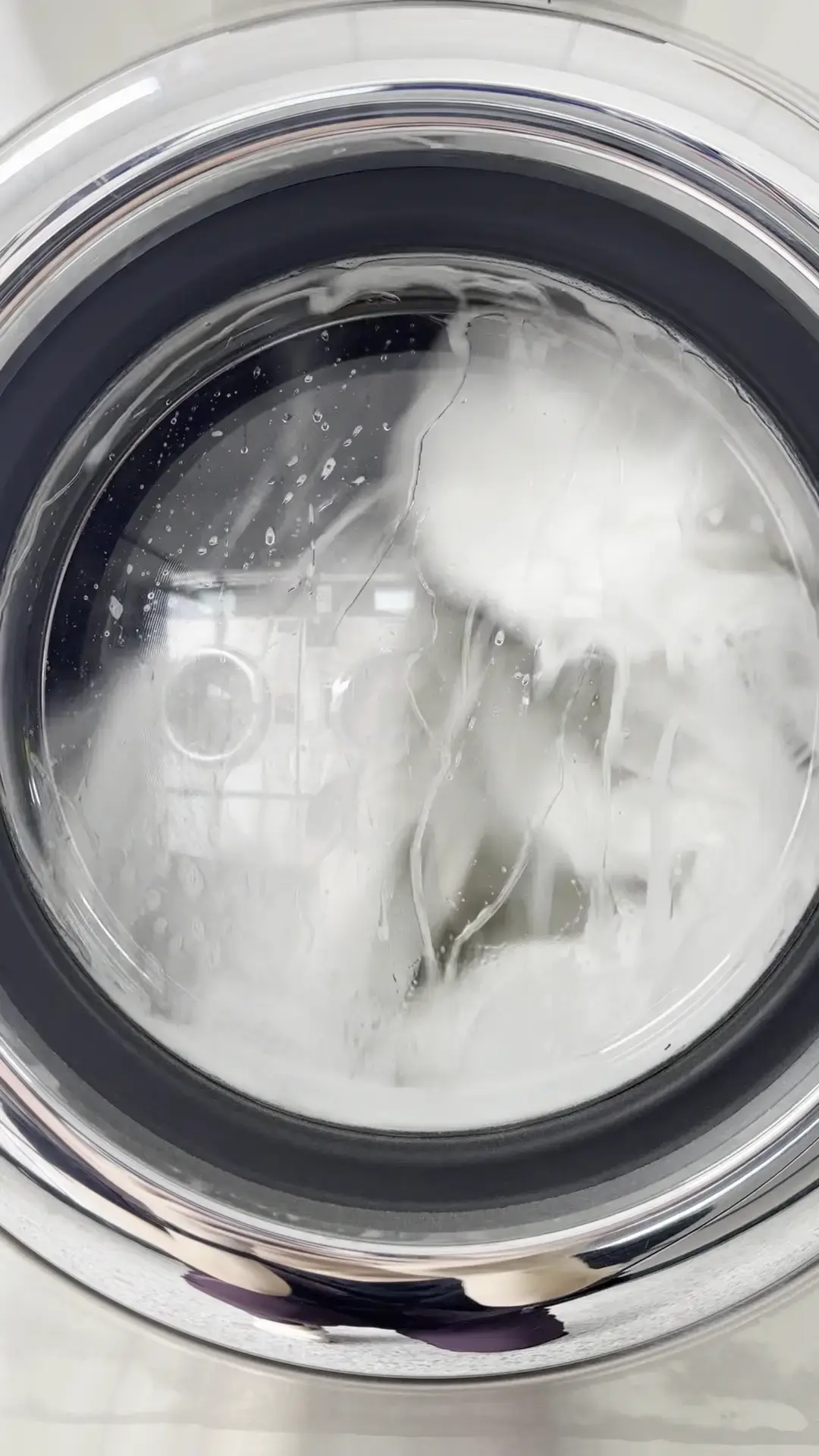 Bubbles & Bleach Laundromat Gastonia - Image 13
