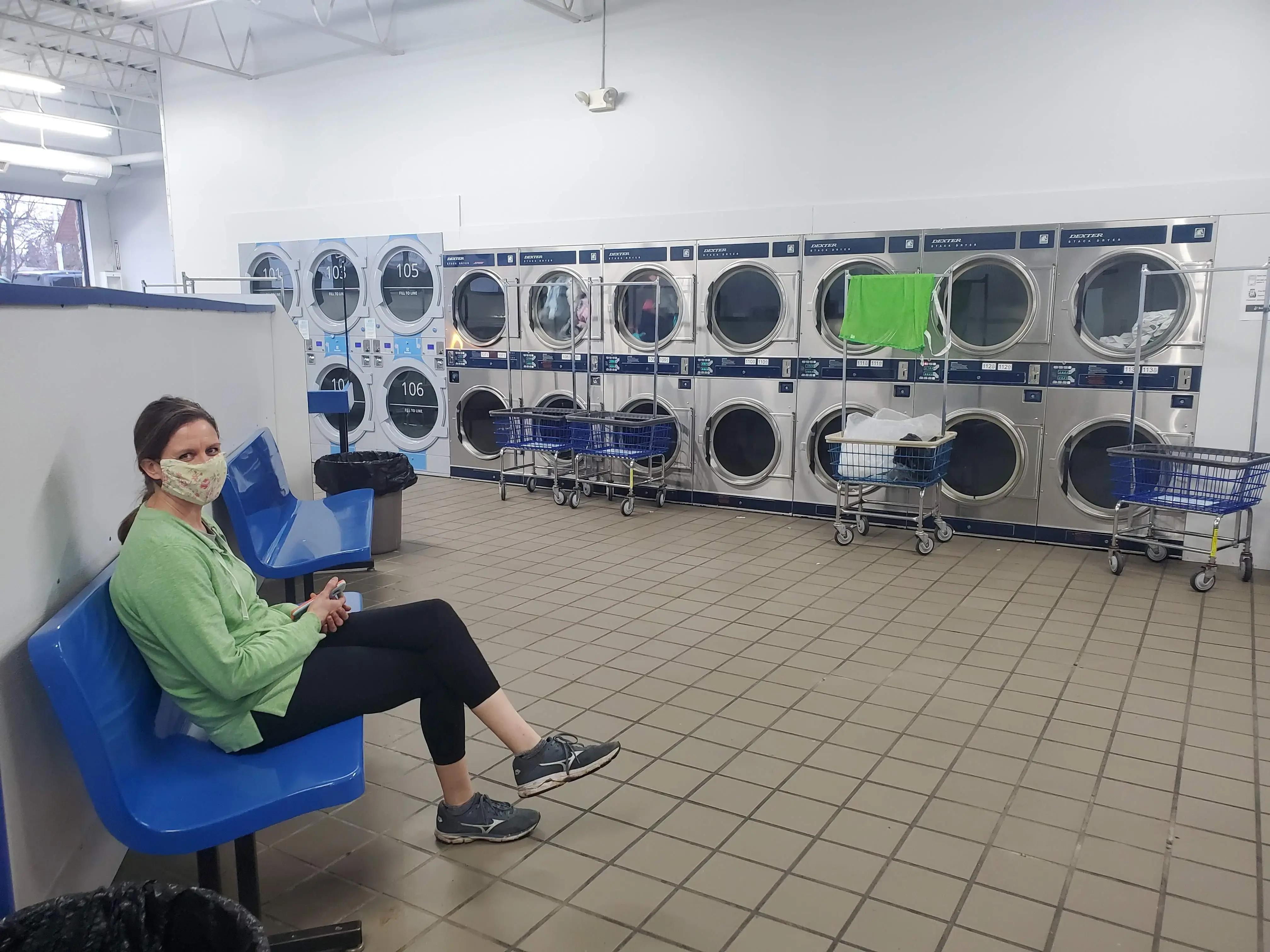 Bubbles Laundromat - Image 18