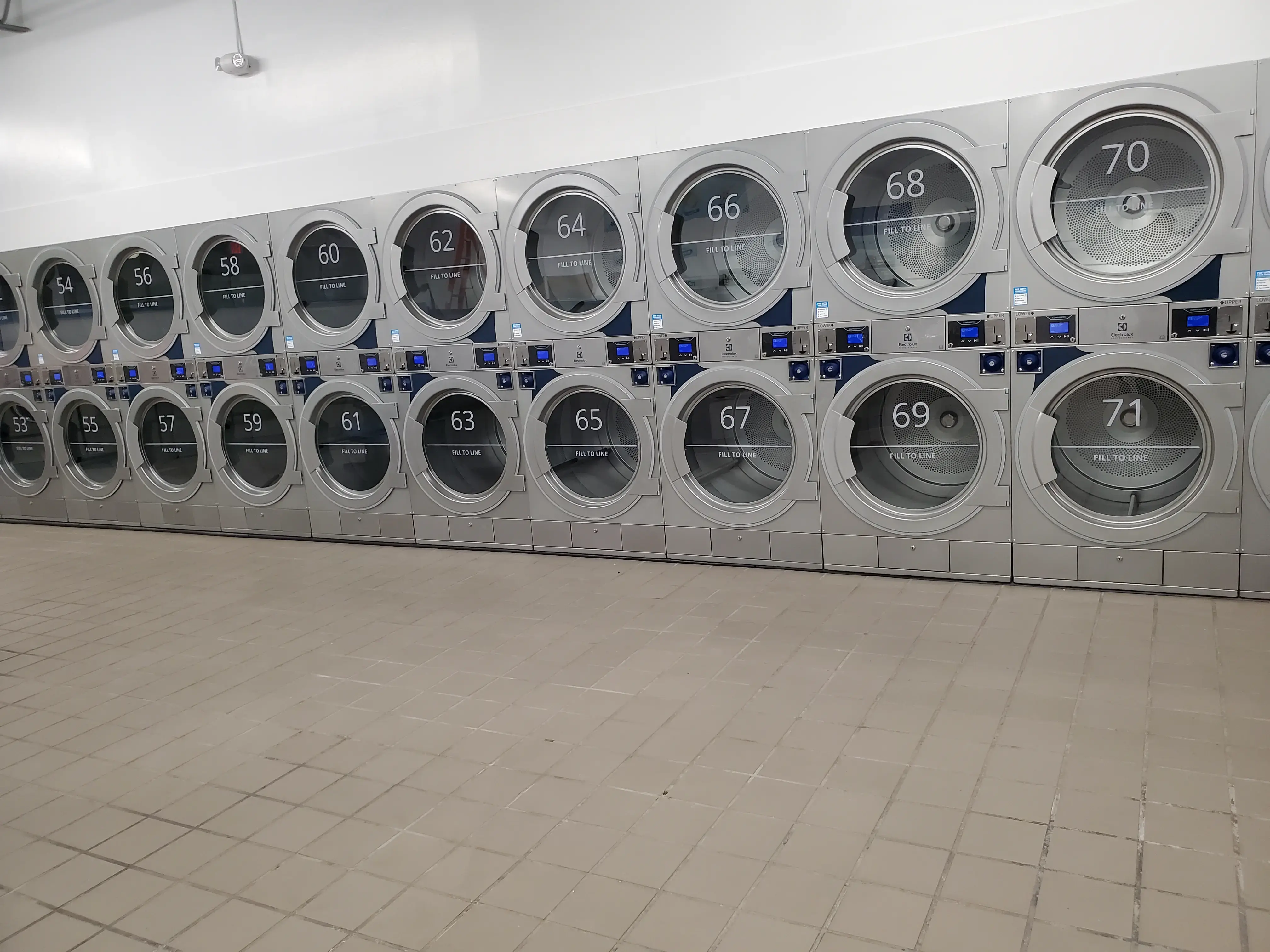 Bubbles Laundromat - Image 19