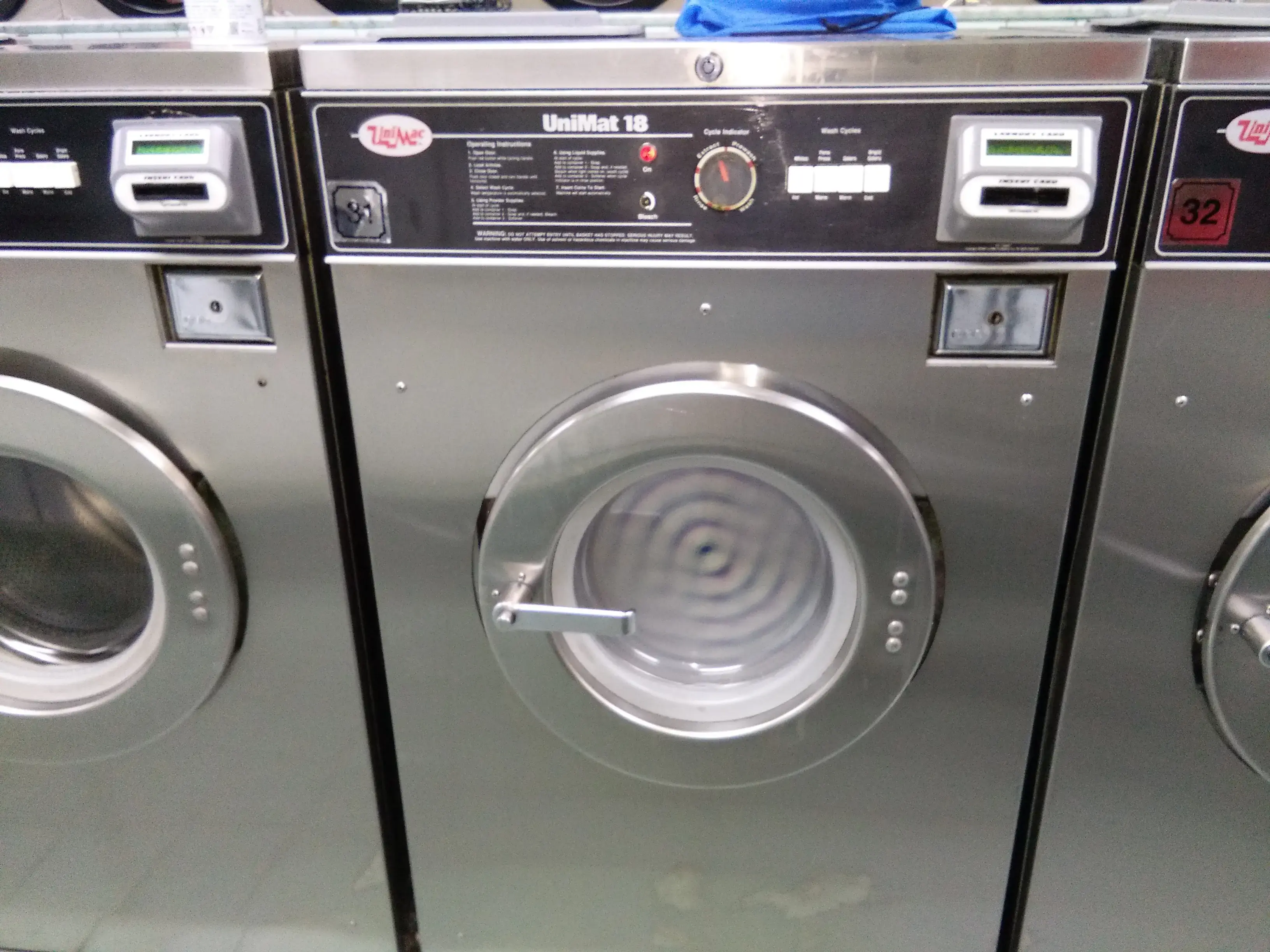 Bubbles Laundromat thumbnail 20