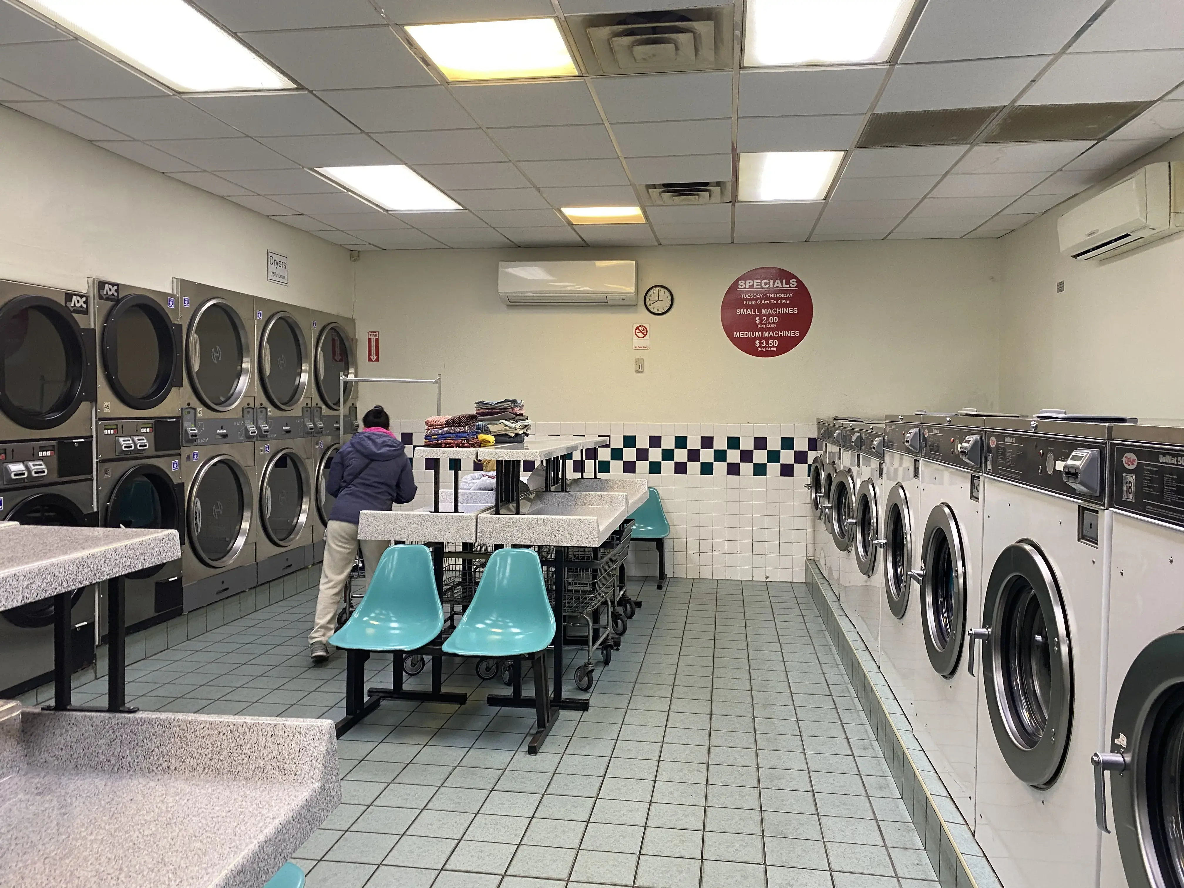 Bubbles Laundromat thumbnail 3