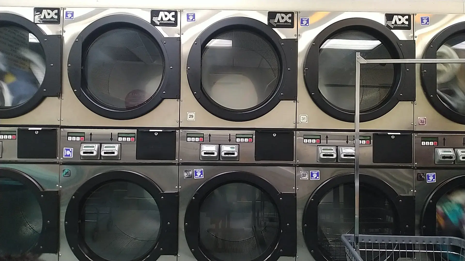 Bubbles Laundromat thumbnail 8