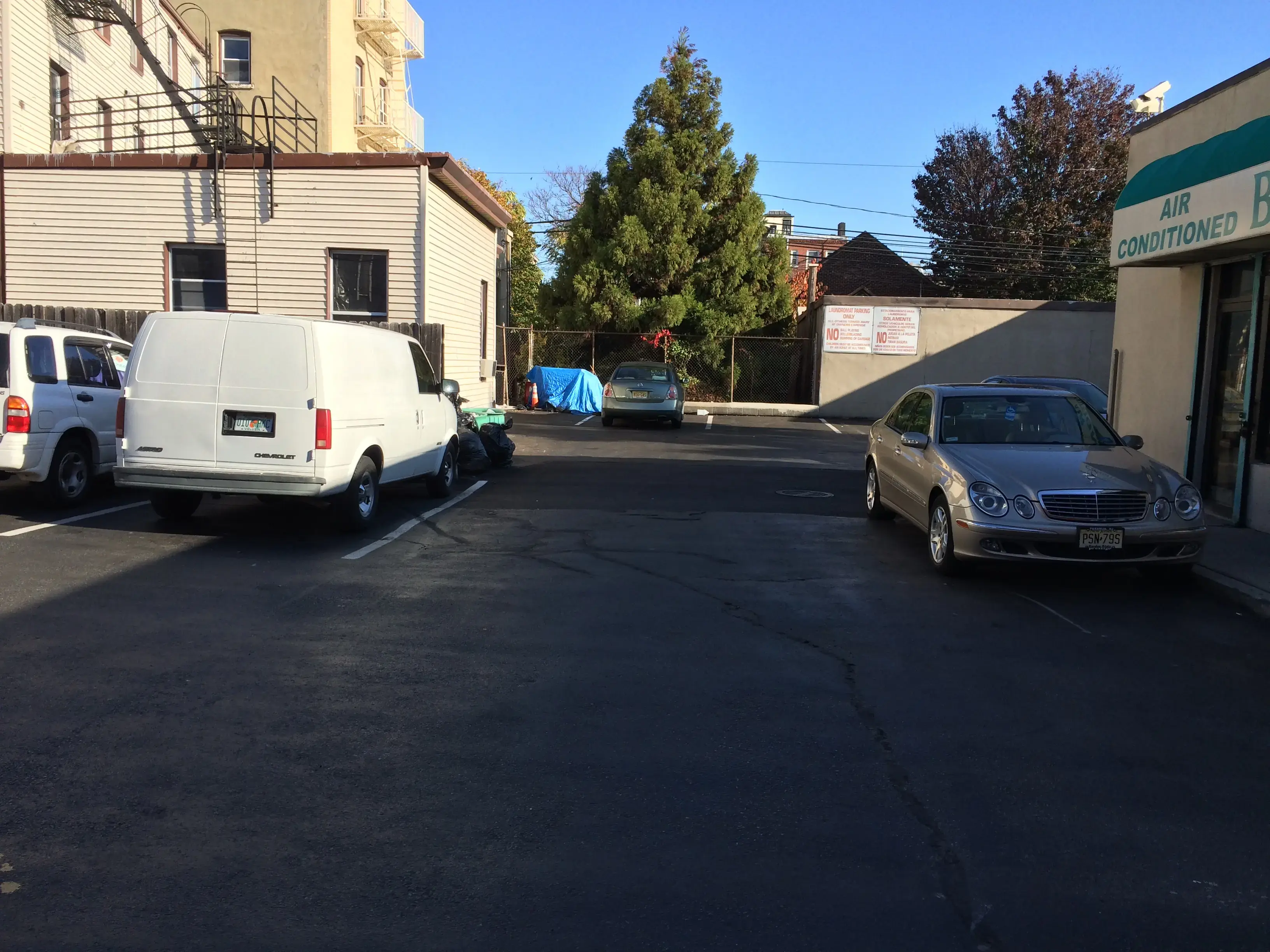 Bubbles Laundromat - Image 7