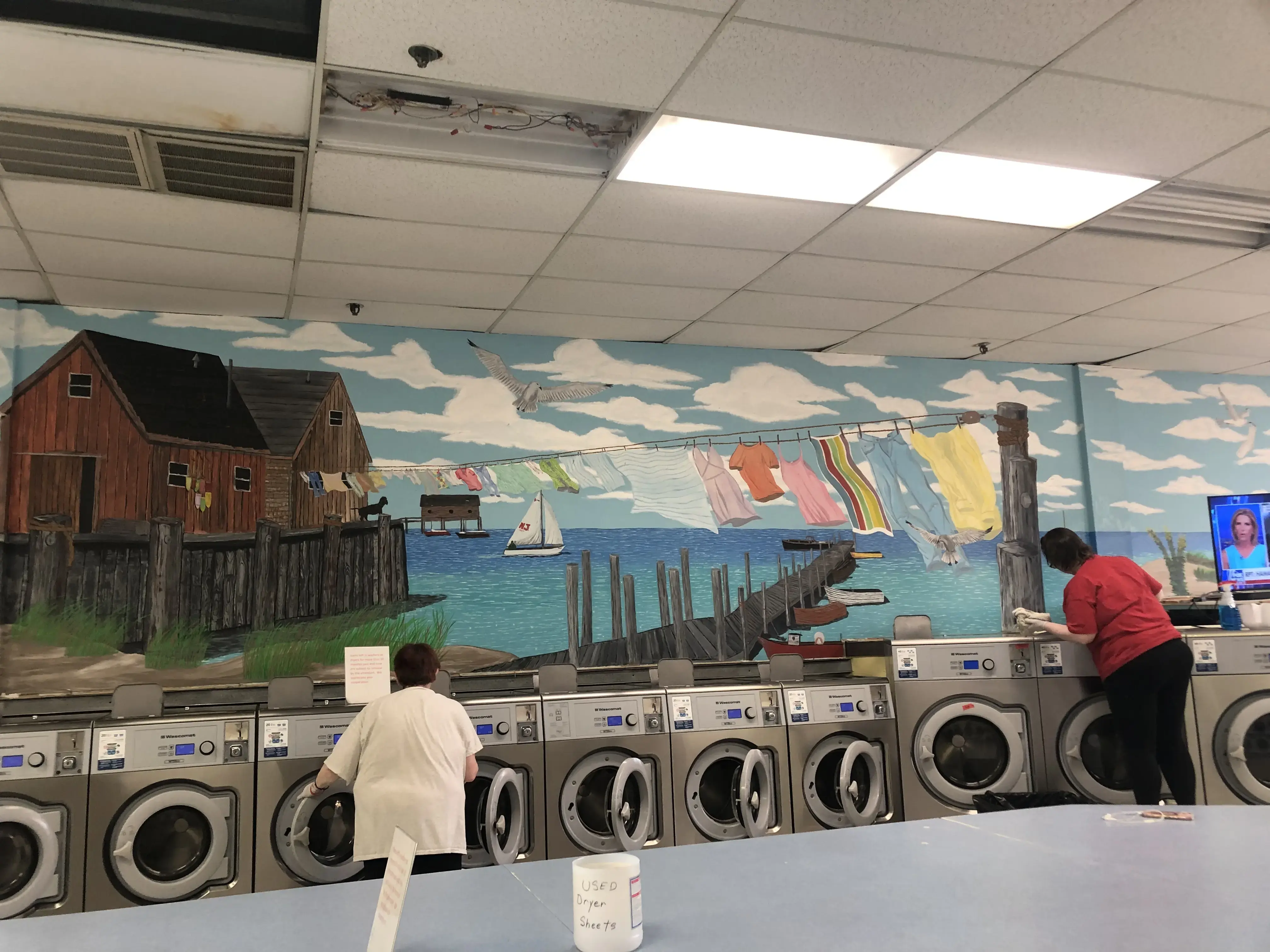 Bubbles Laundromat - Image 2