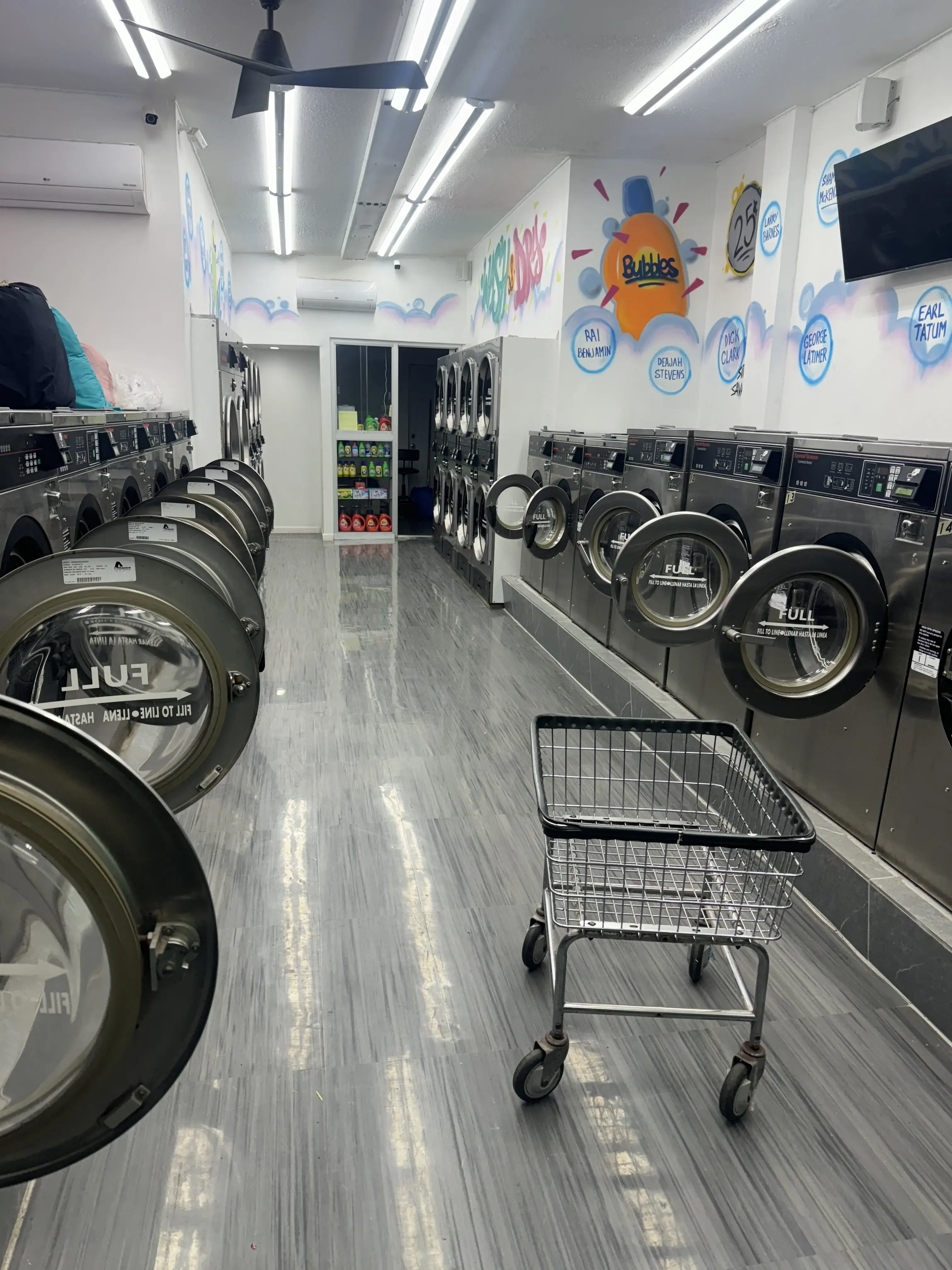 Bubbles Laundry 2 thumbnail 5