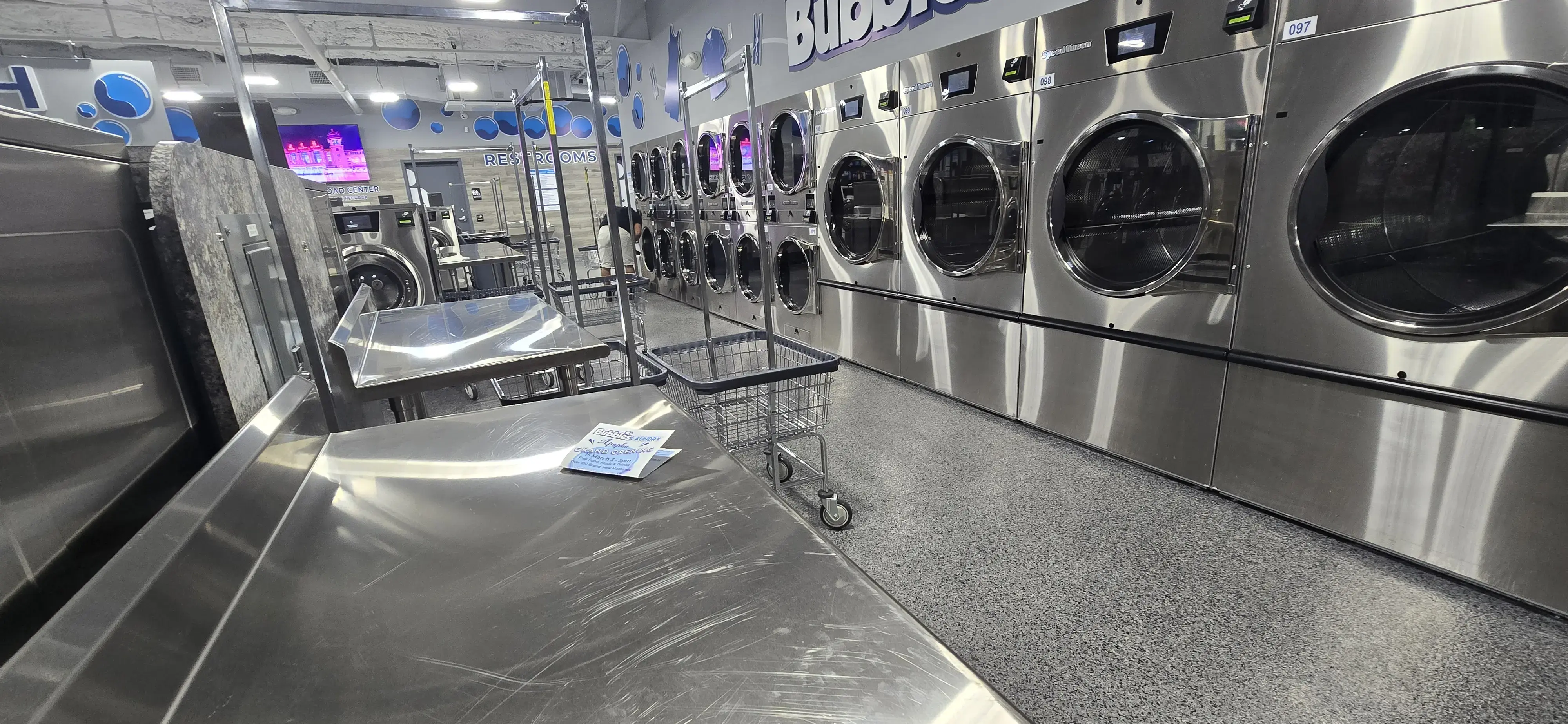 Bubbles Laundry thumbnail 4