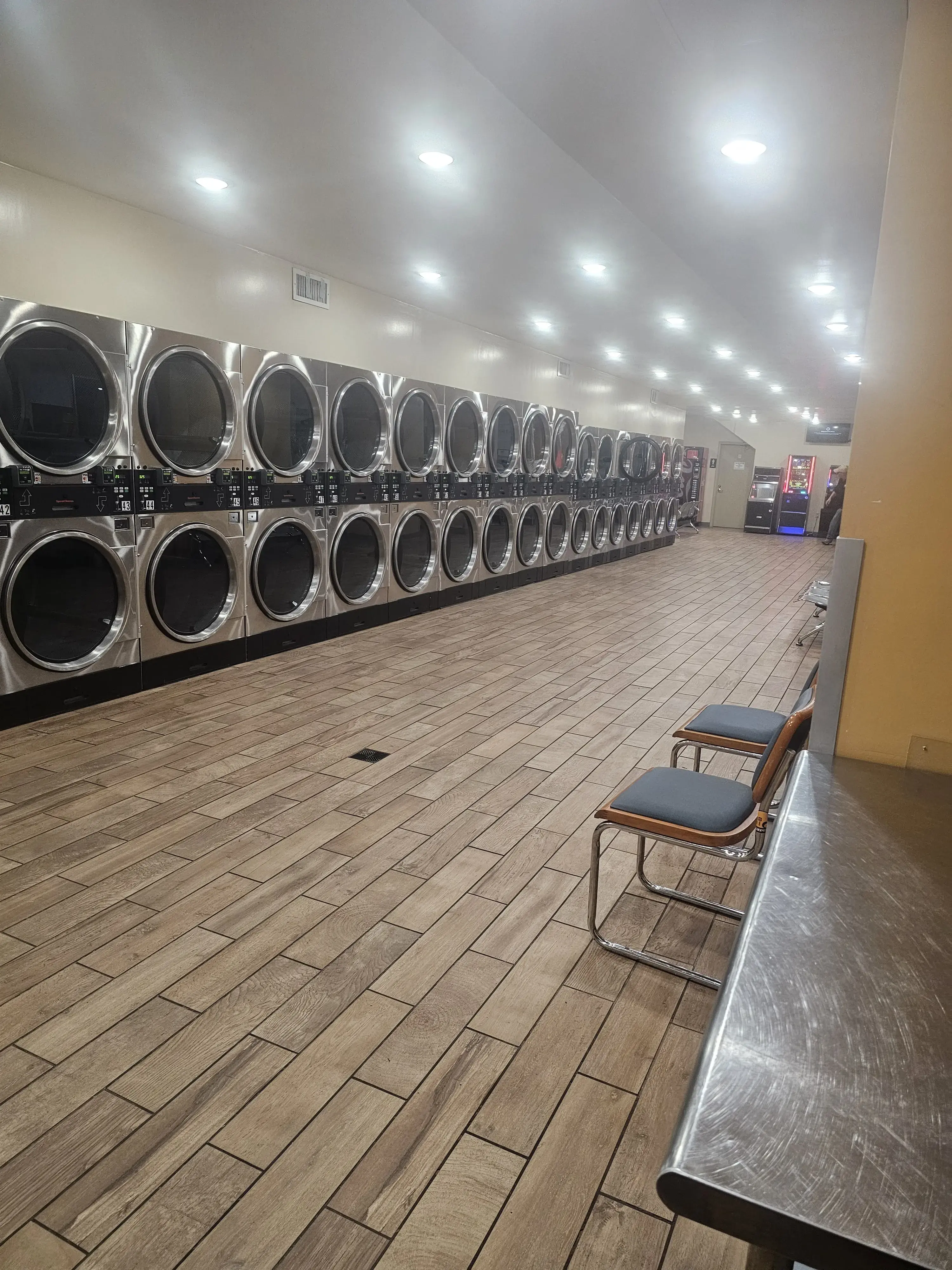 Bubbles Laundry - Image 3