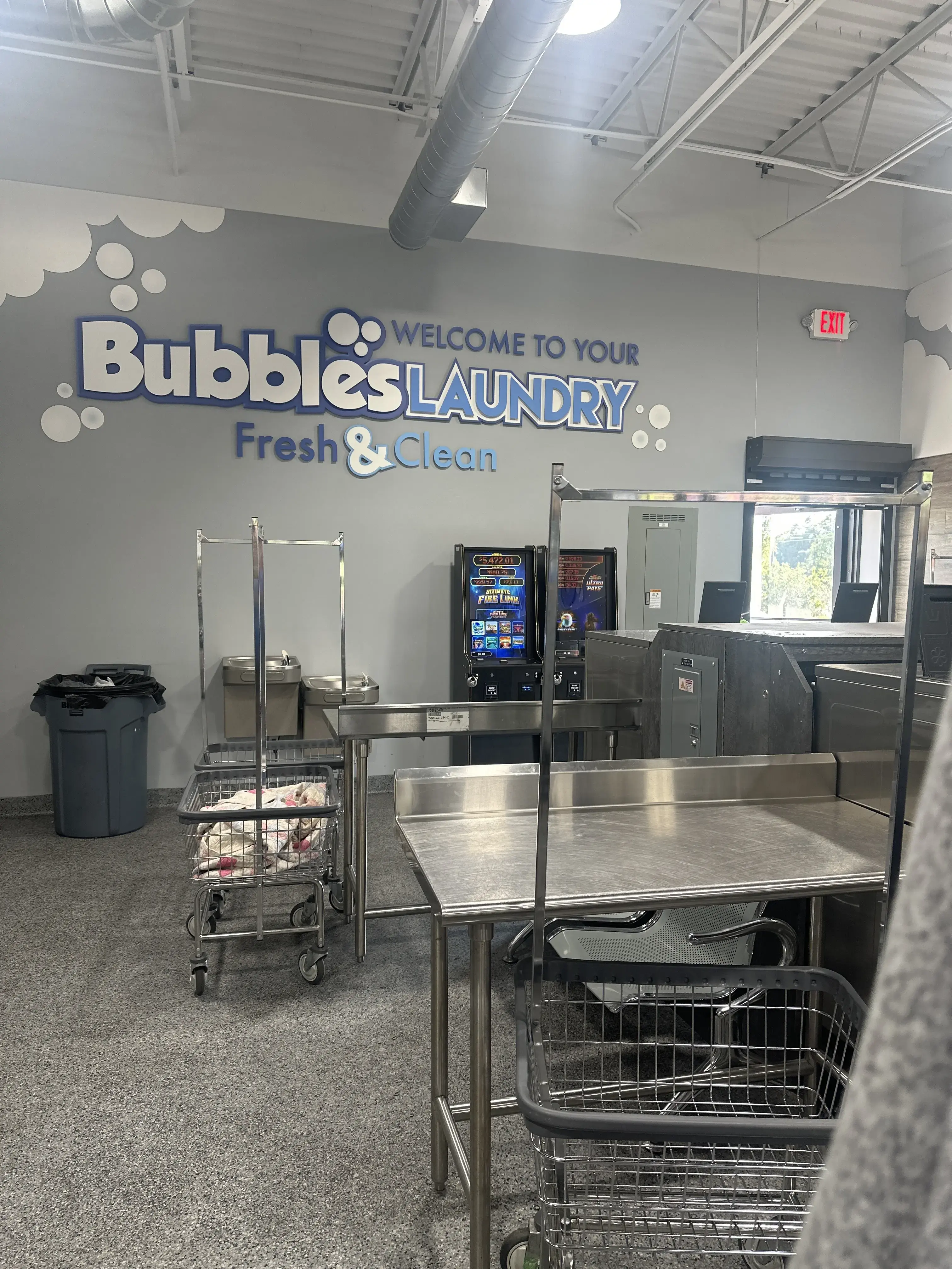 Bubbles Laundry - Image 12