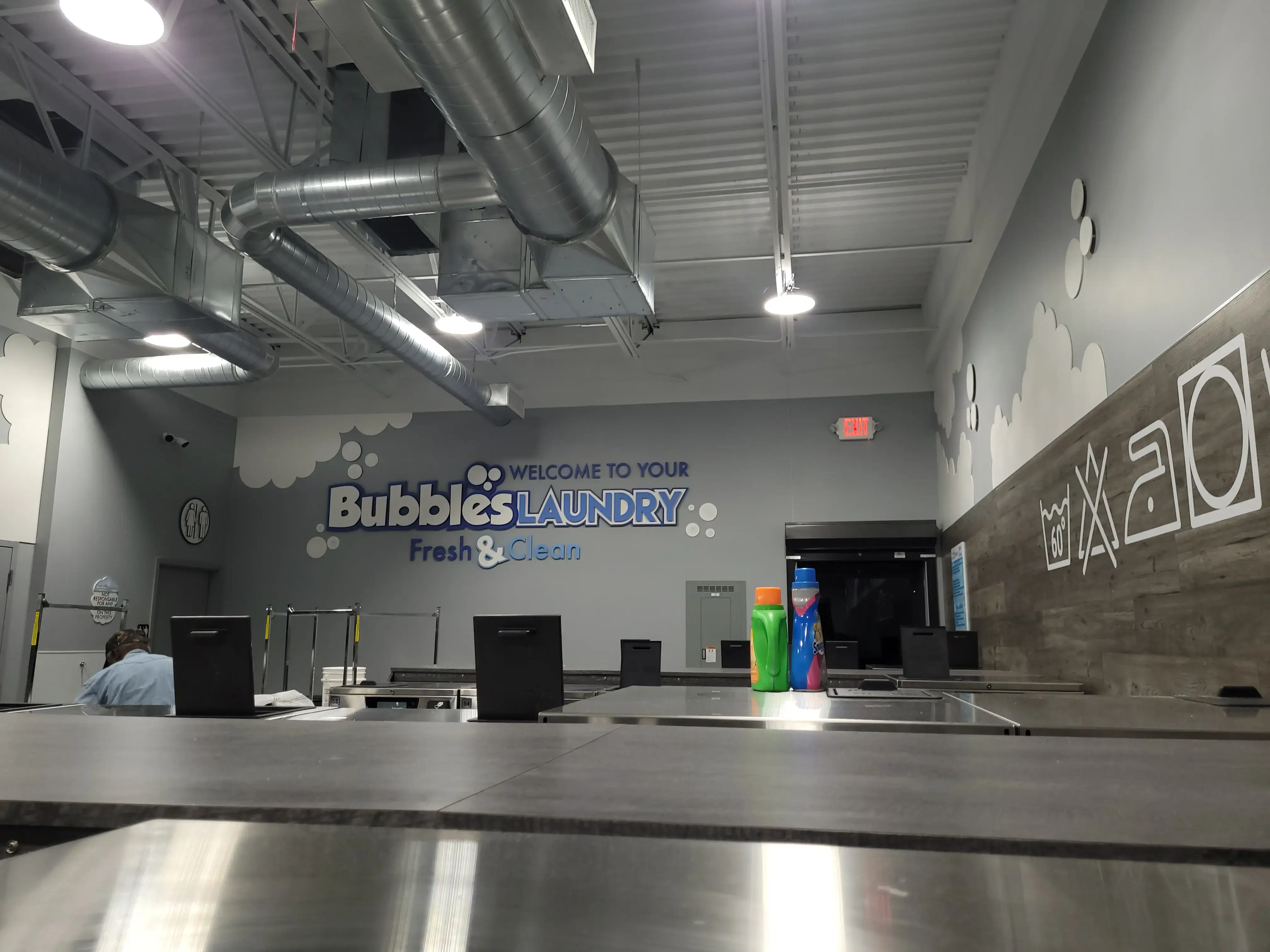 Bubbles Laundry - Image 10