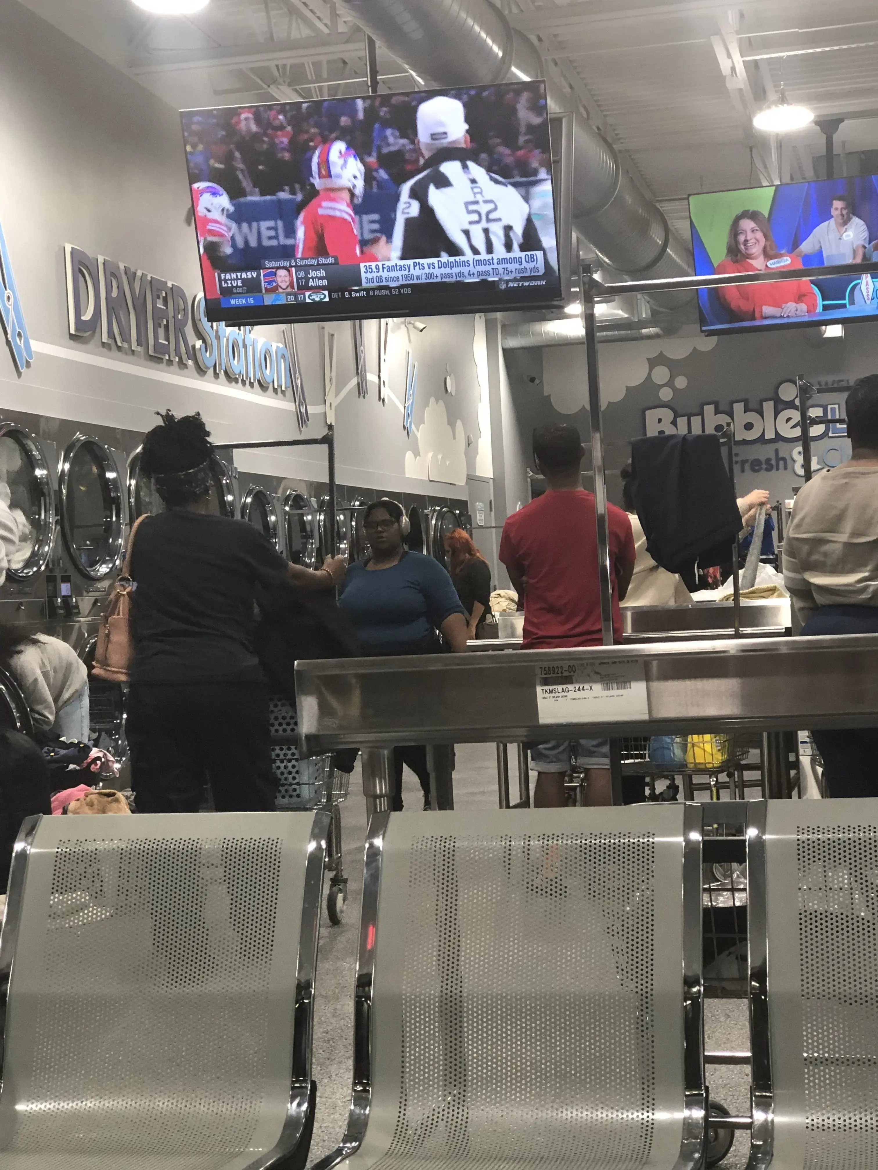 Bubbles Laundry thumbnail 6