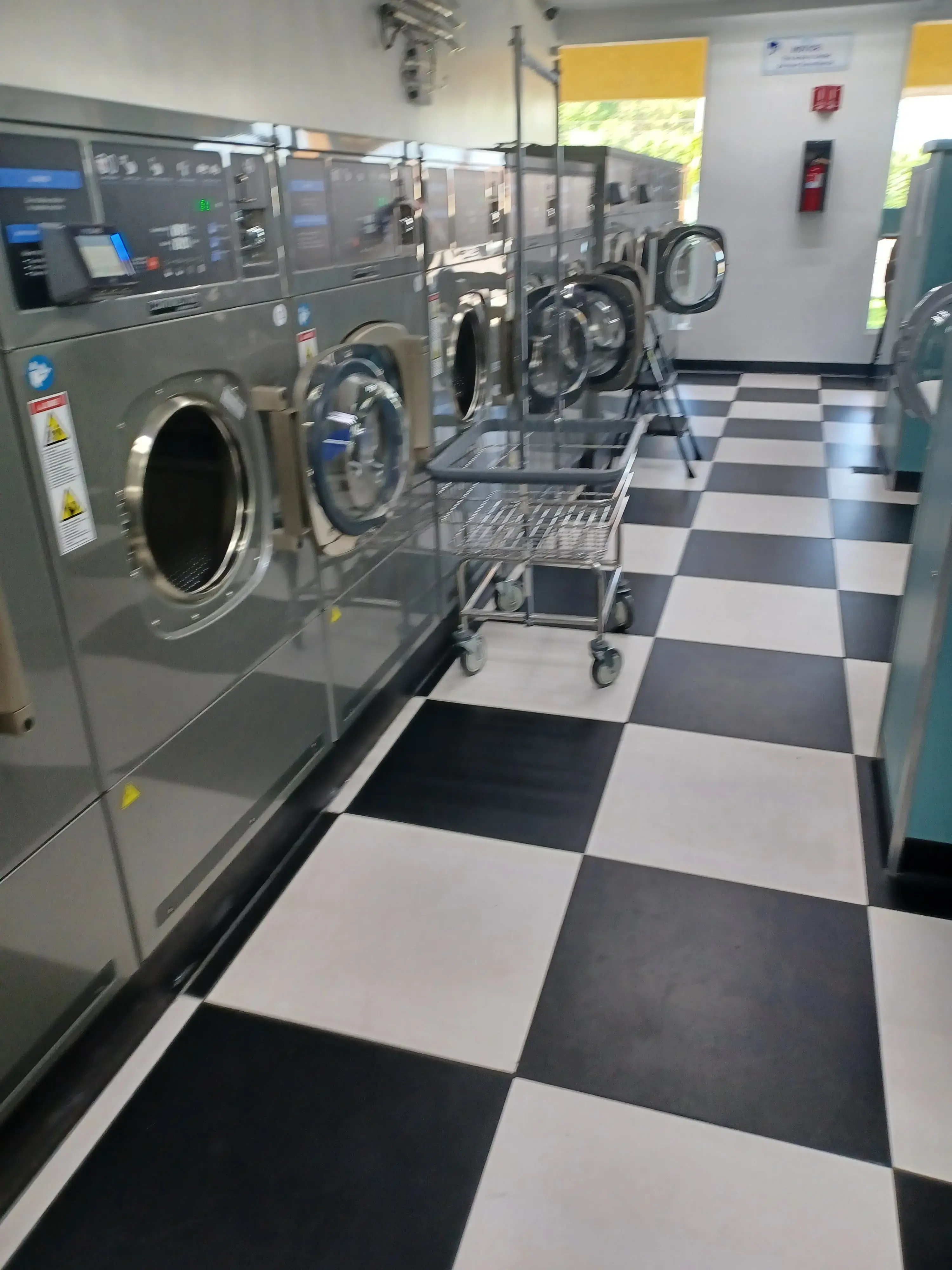 Bubbles Laundry Service - Image 7