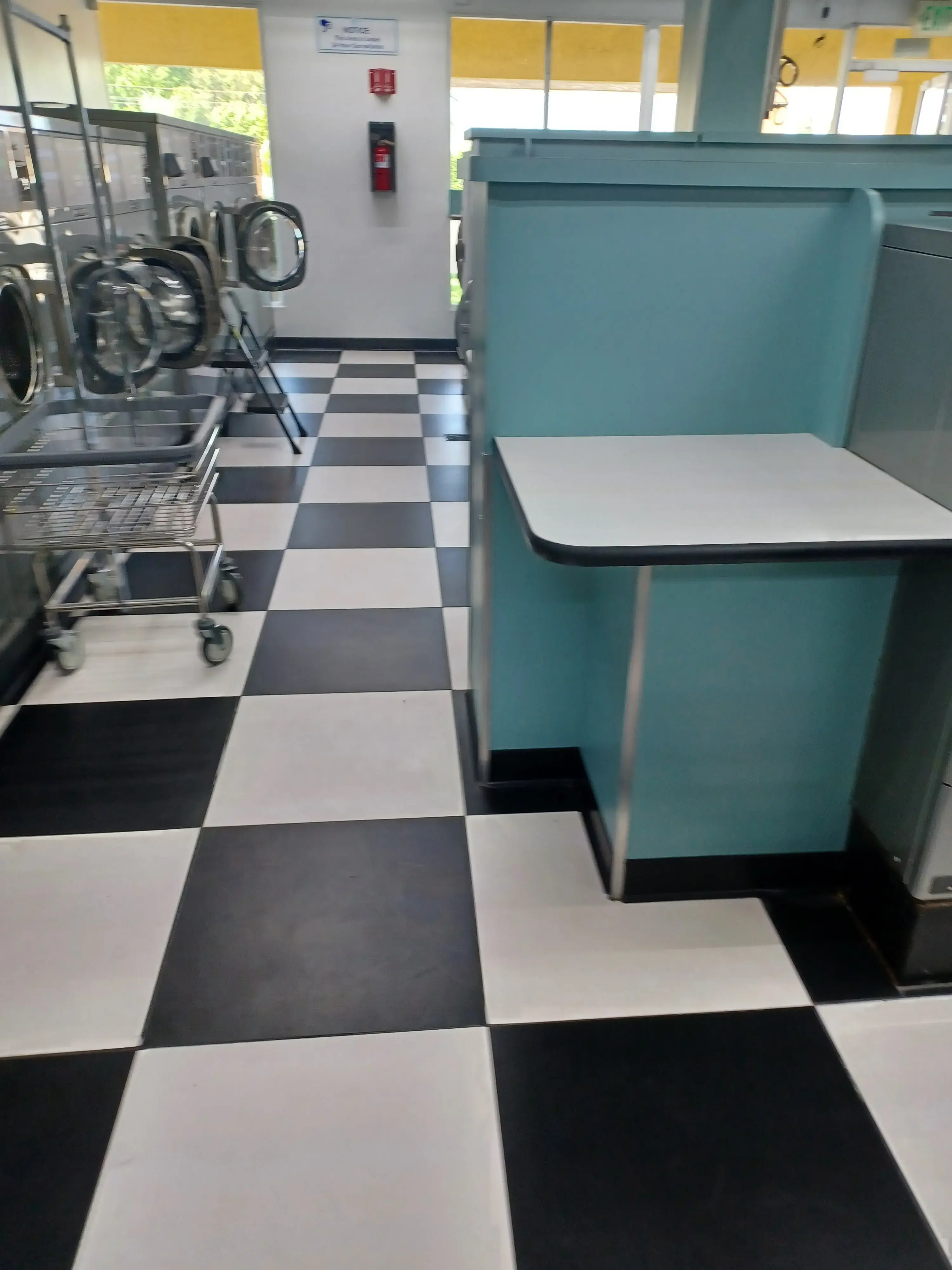 Bubbles Laundry Service - Image 16