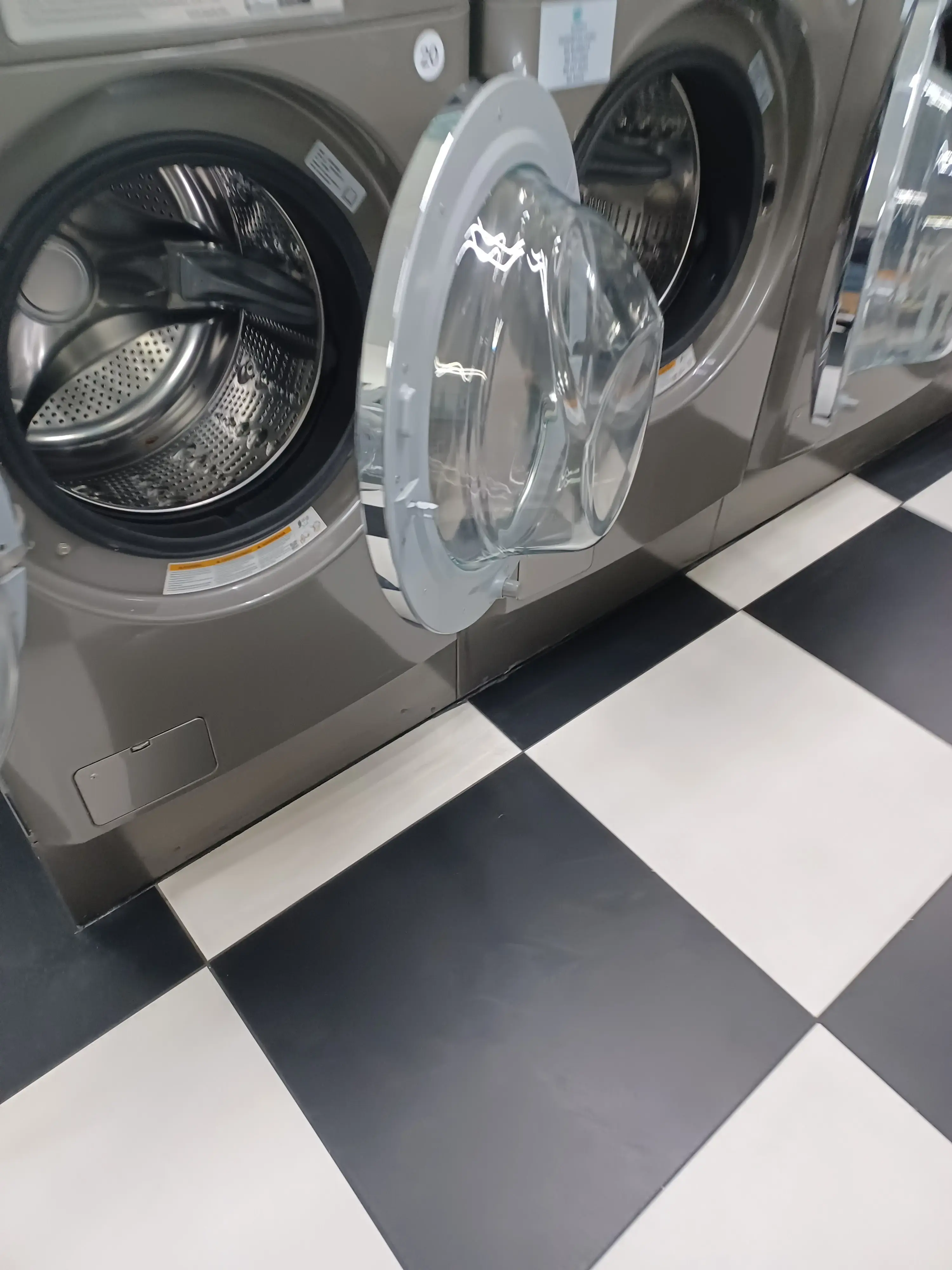 Bubbles Laundry Service thumbnail 20