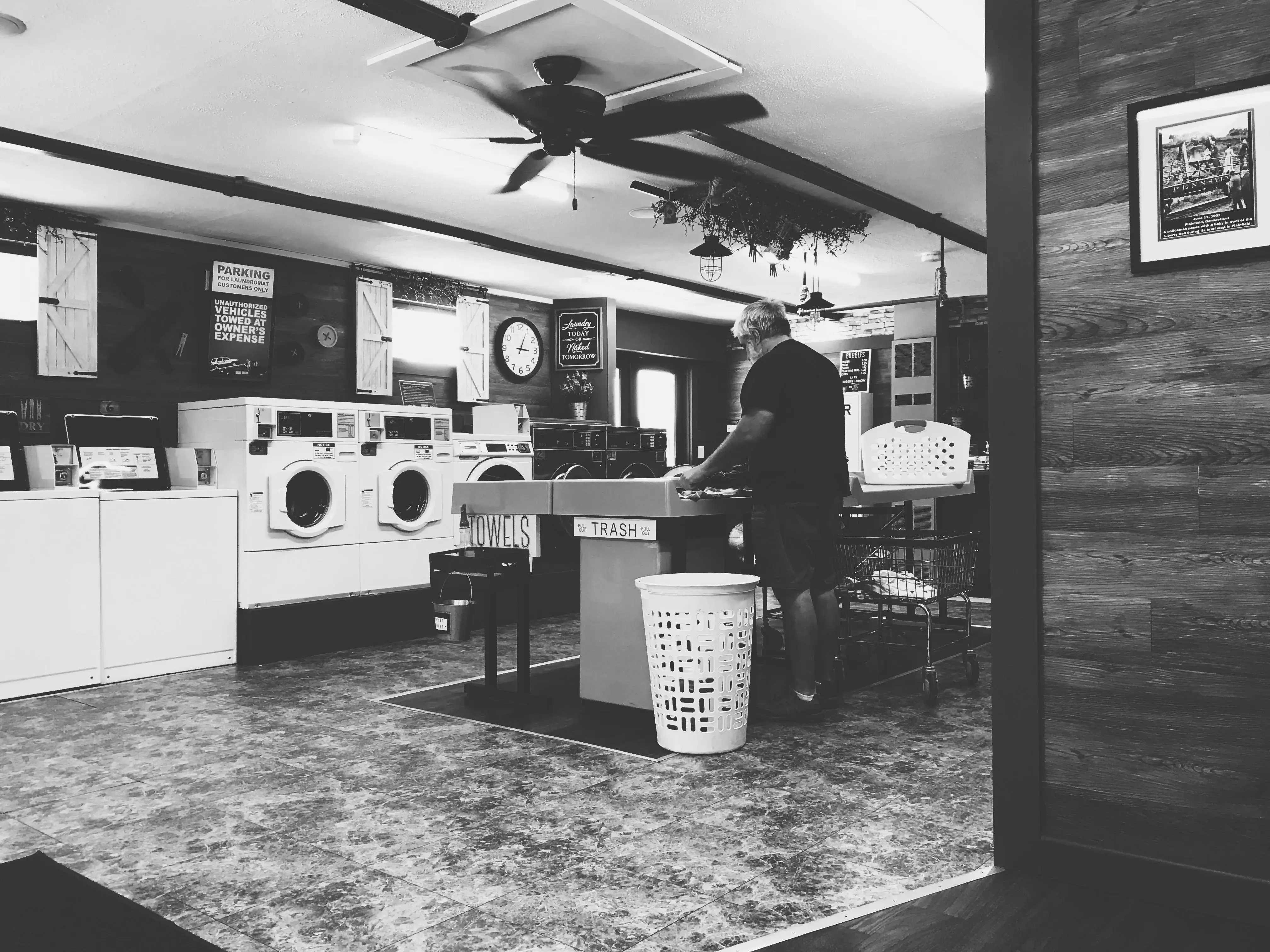 Bubbles Laundry Spa - Image 16