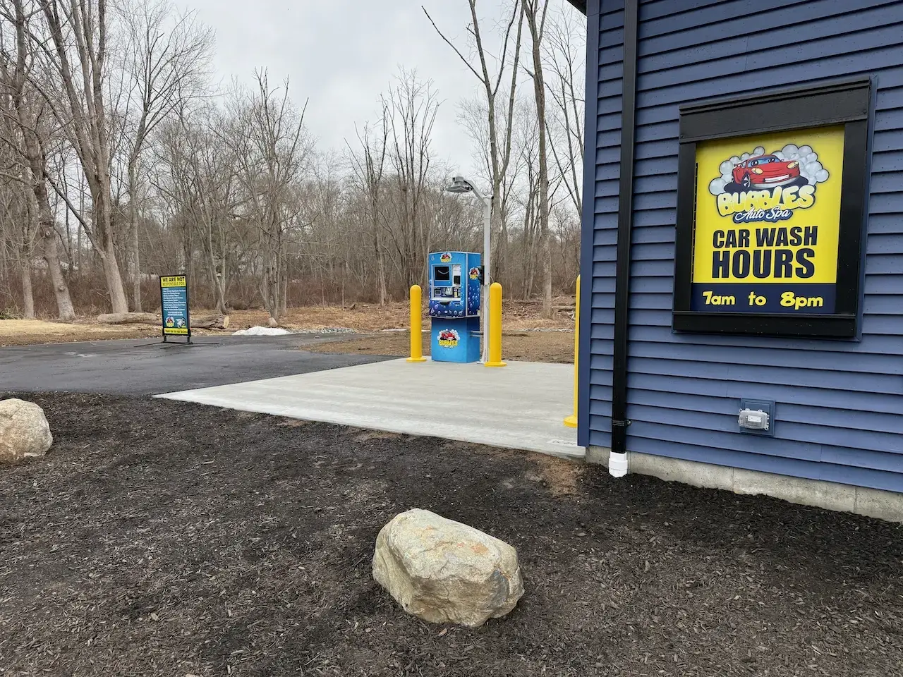 Bubbles Laundry Spa - Image 11