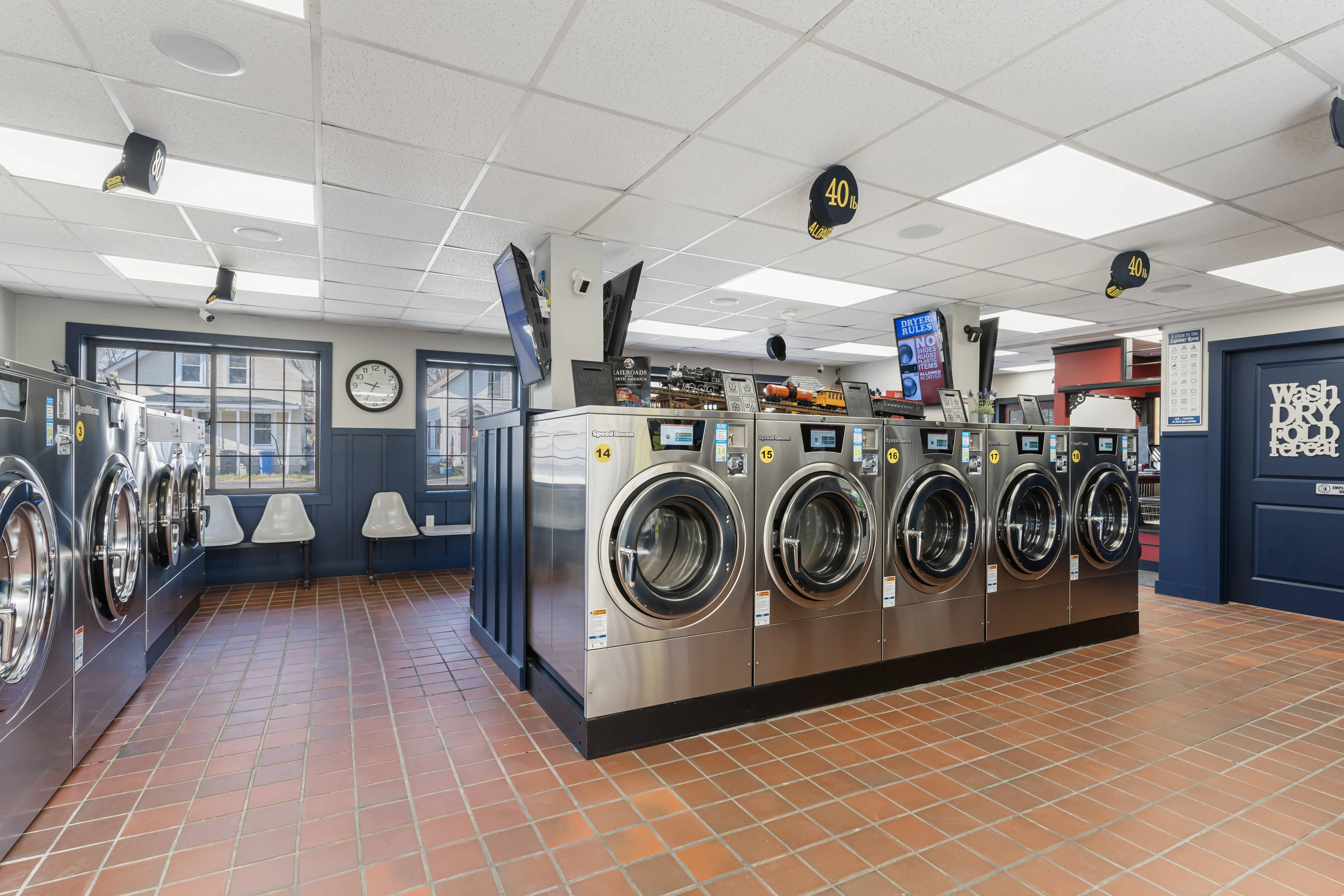 Bubbles Laundry Spa - Image 1