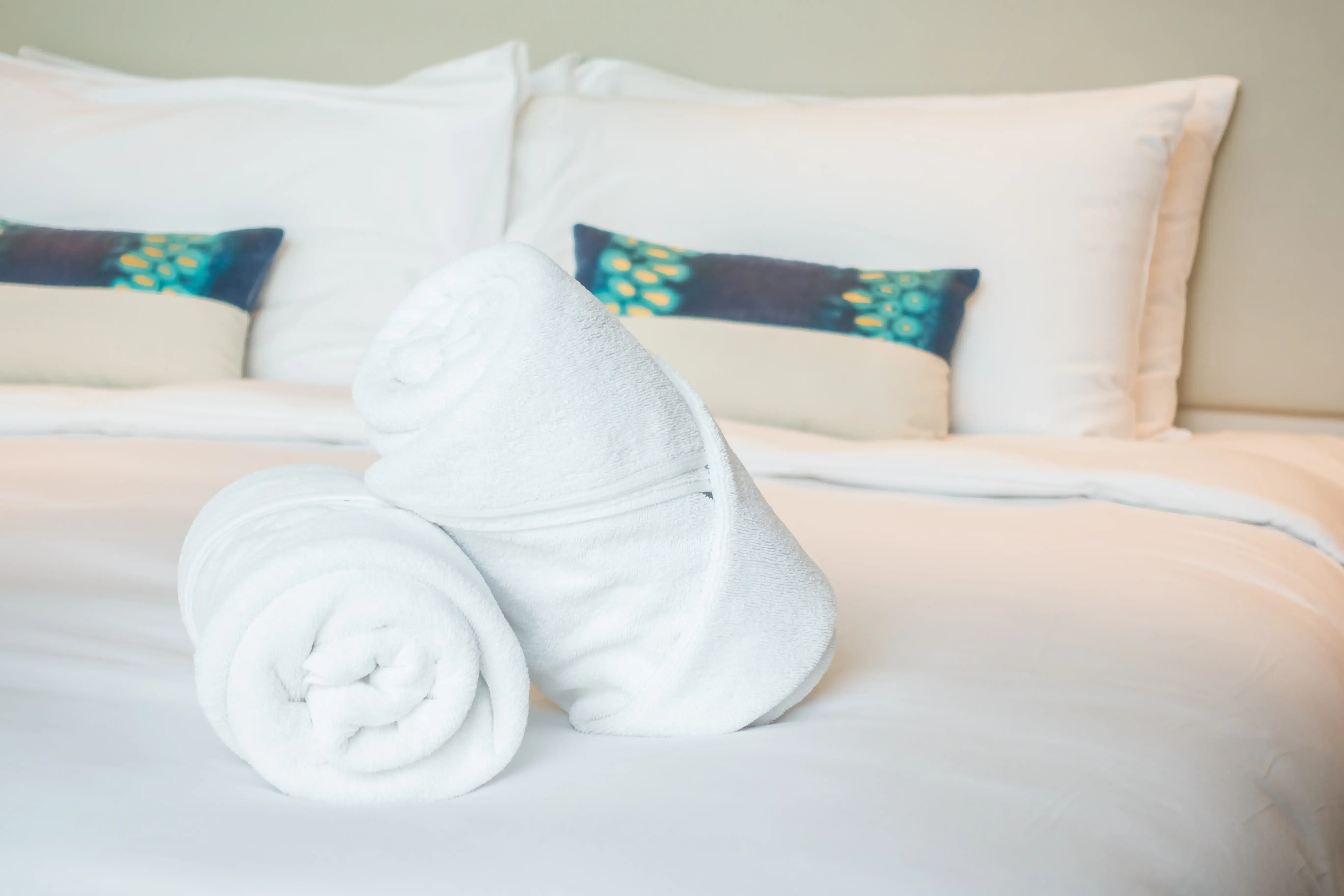 Bubbles Linens & Cleaning Services thumbnail 20