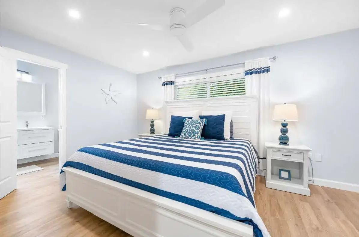 Bubbles Linens & Cleaning Services - Image 6